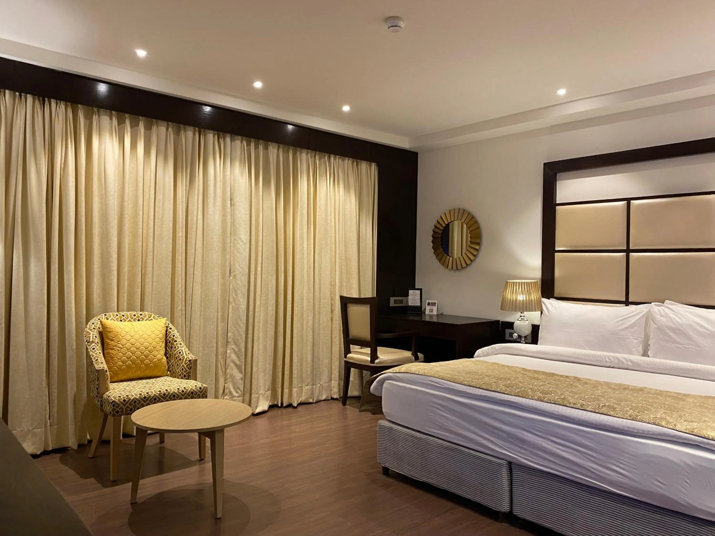 Bedroom, Bed in Fortune Park, Haridwar - Member ITC Hotels' Group