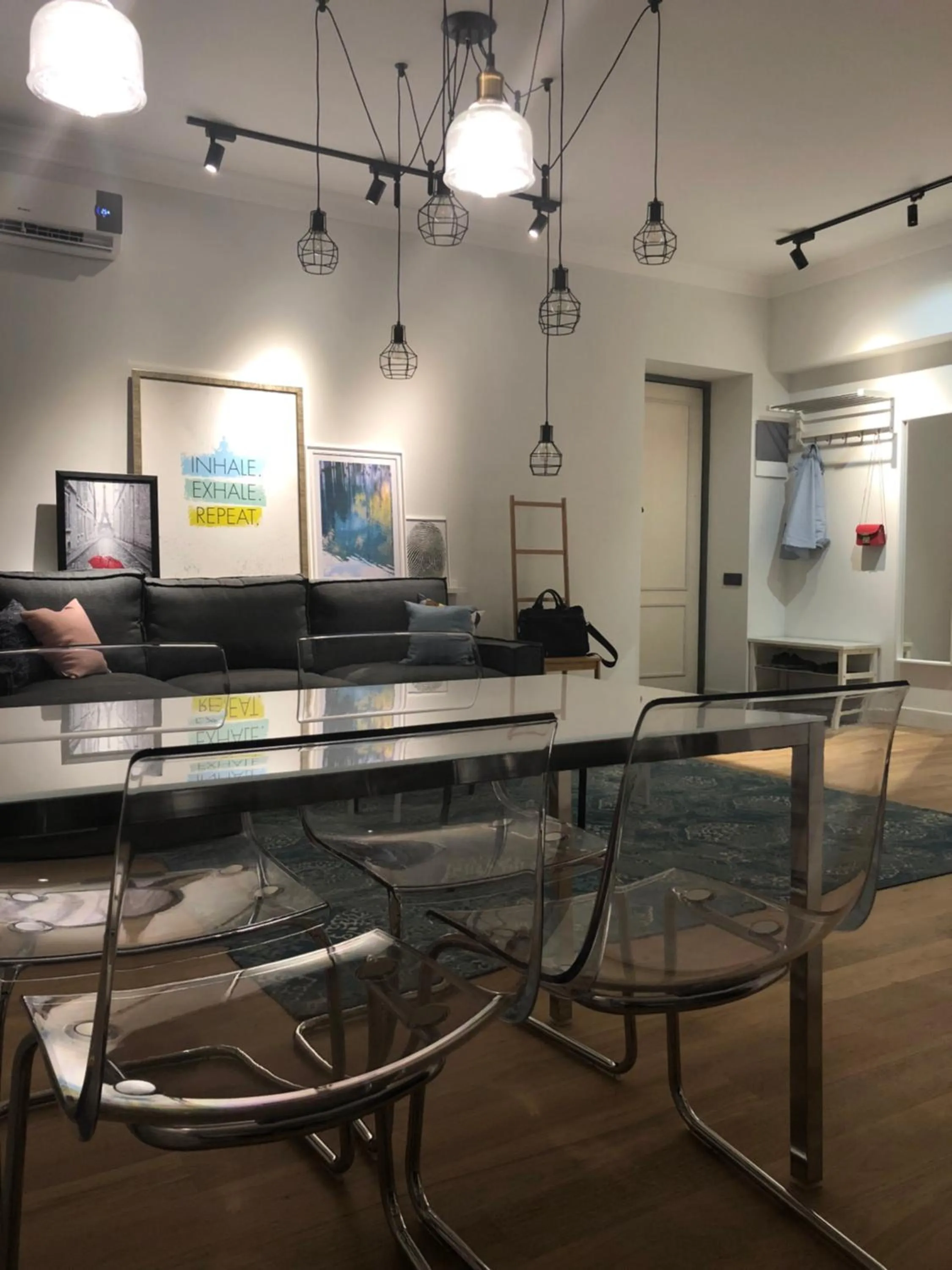 Night in Opera Apartments Almaty