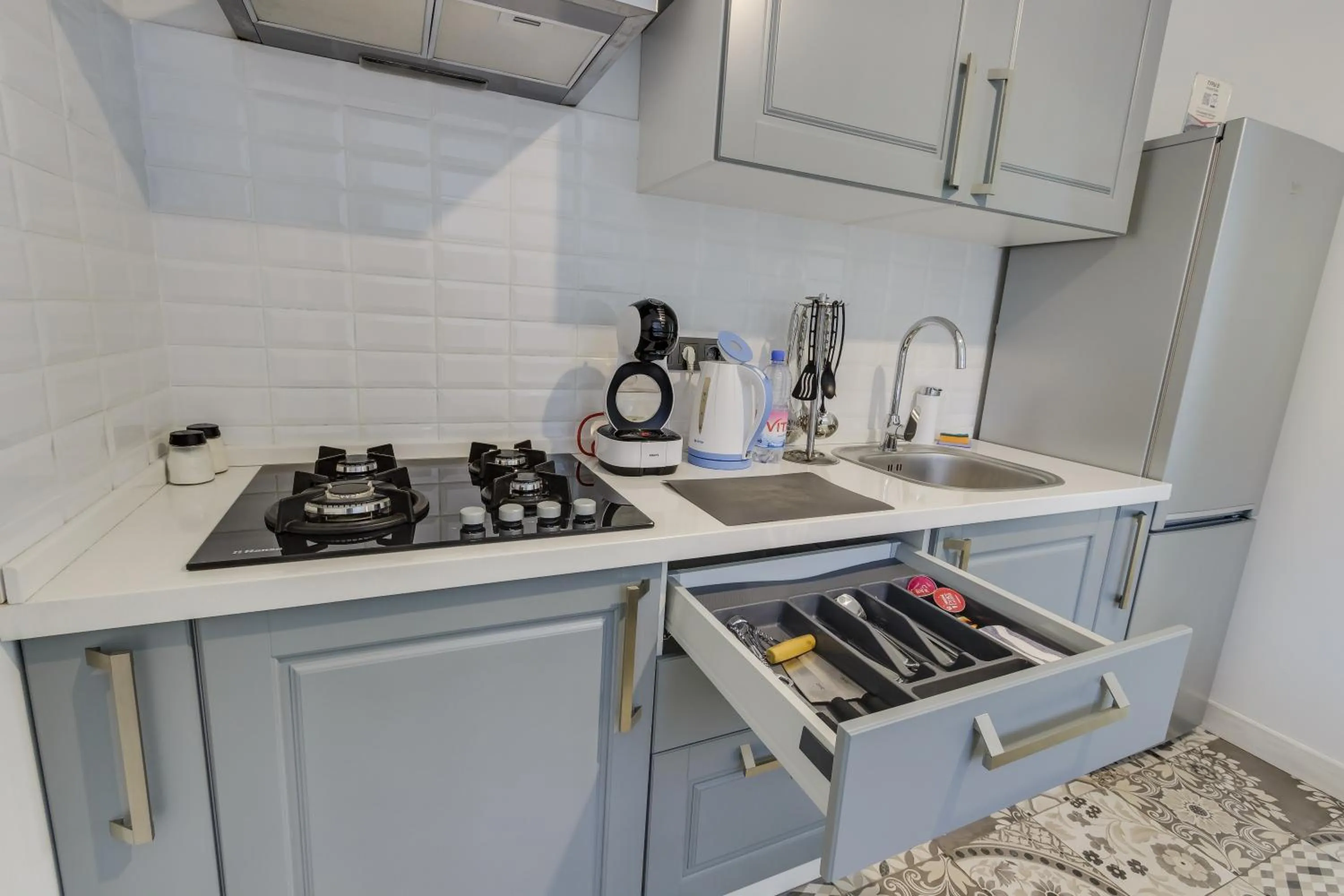 Coffee/tea facilities in Opera Apartments Almaty