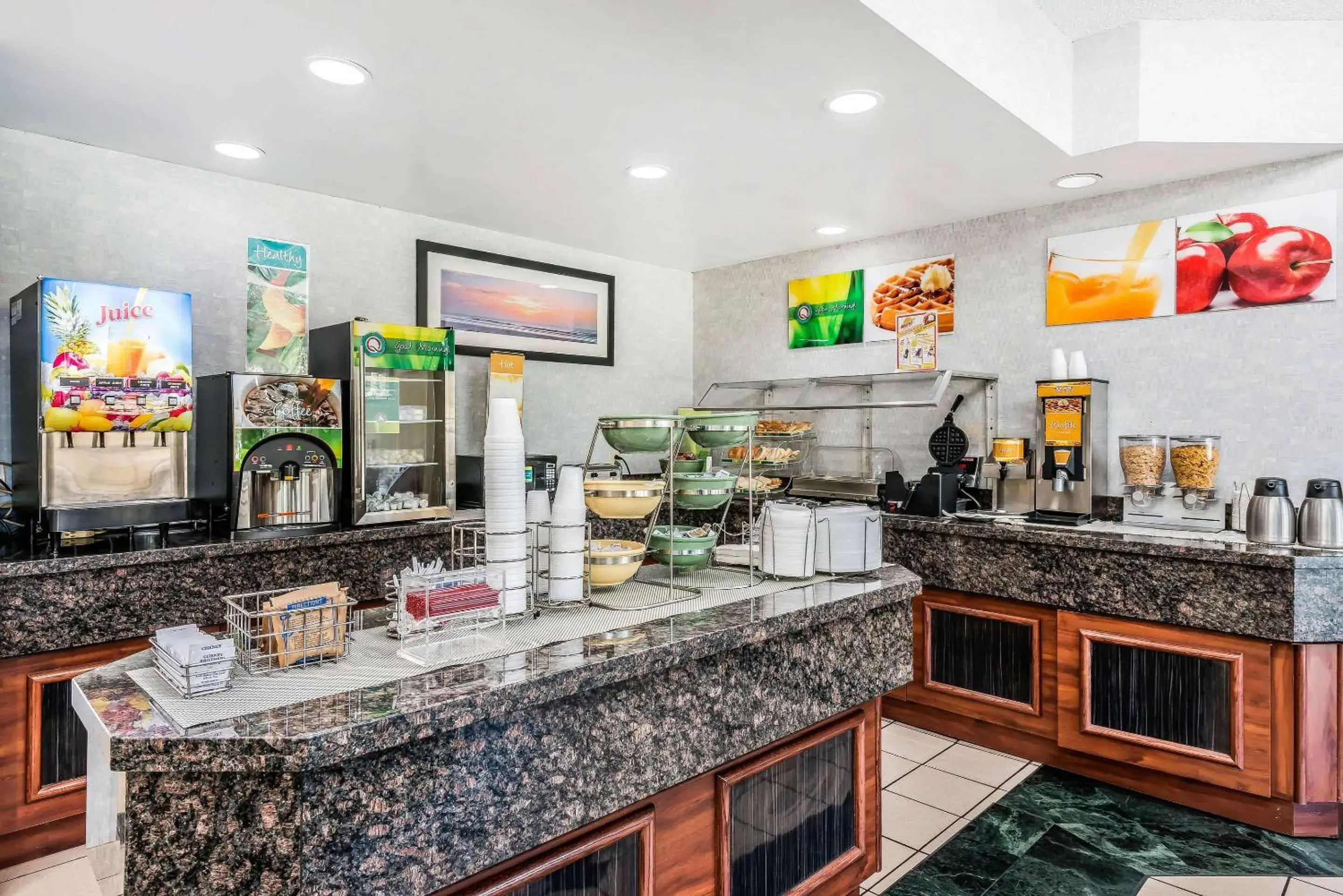 Breakfast in Quality Inn Breakfast in Quality Inn