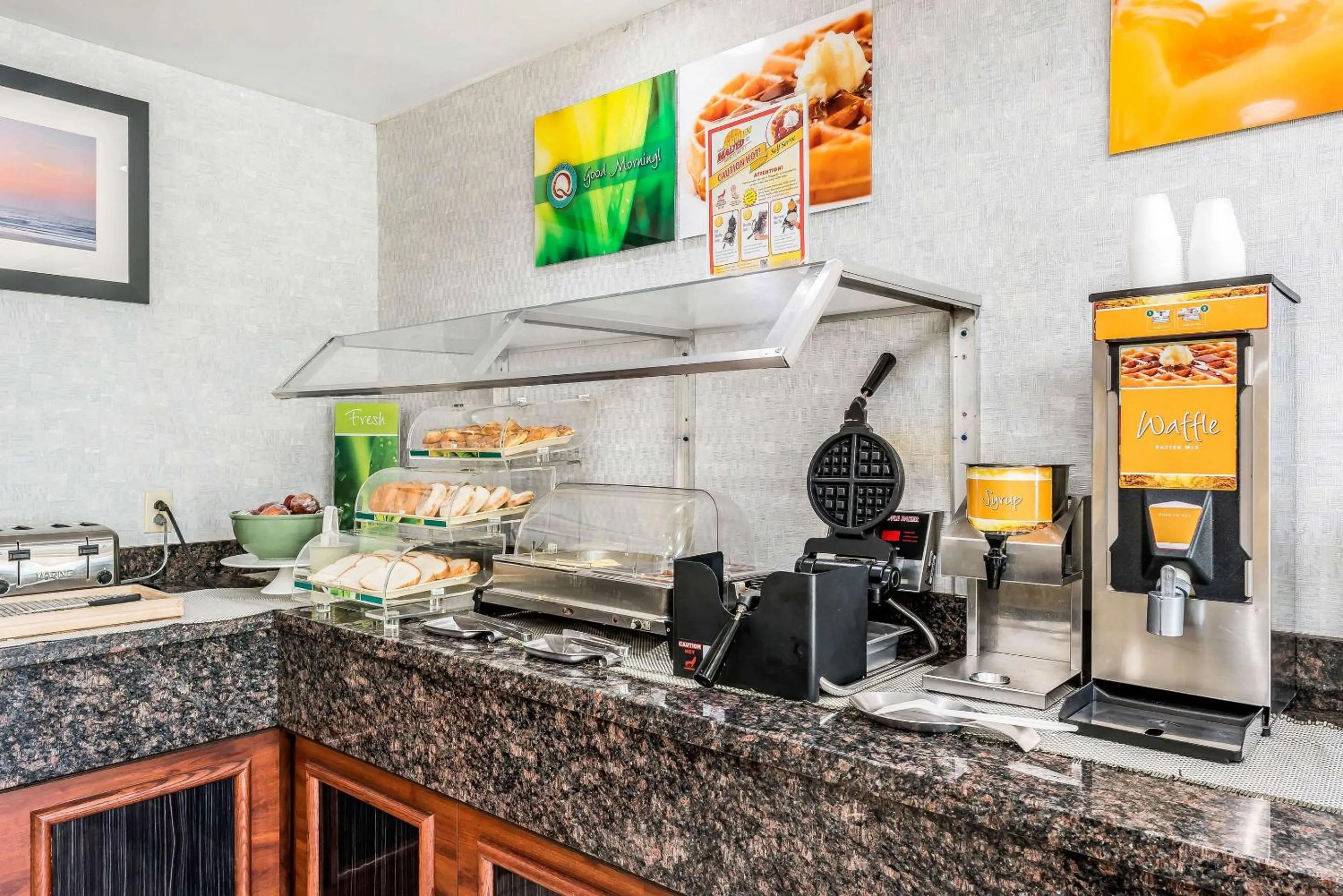 Breakfast in Quality Inn