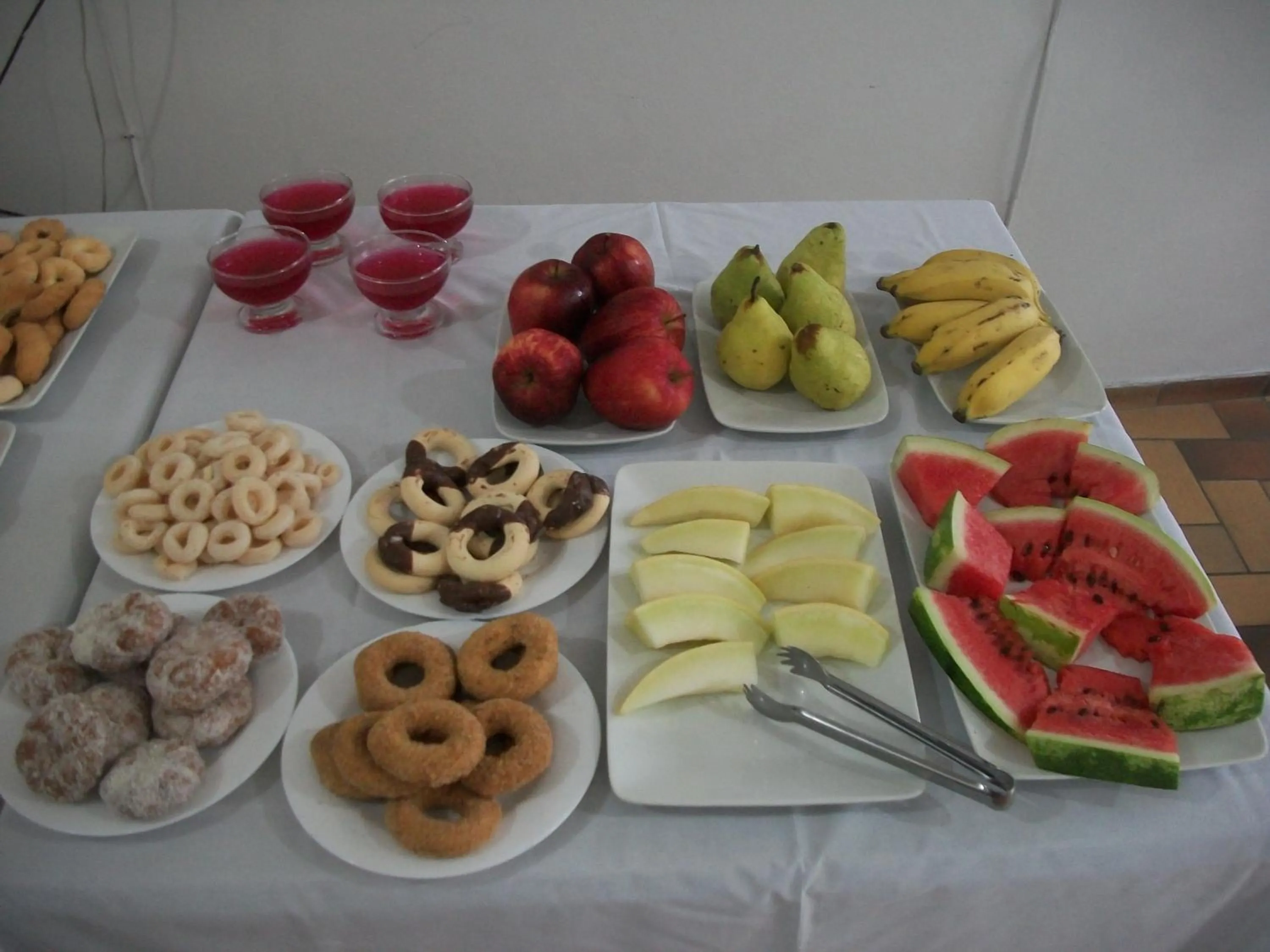 Breakfast in Hotel Vila Mineira
