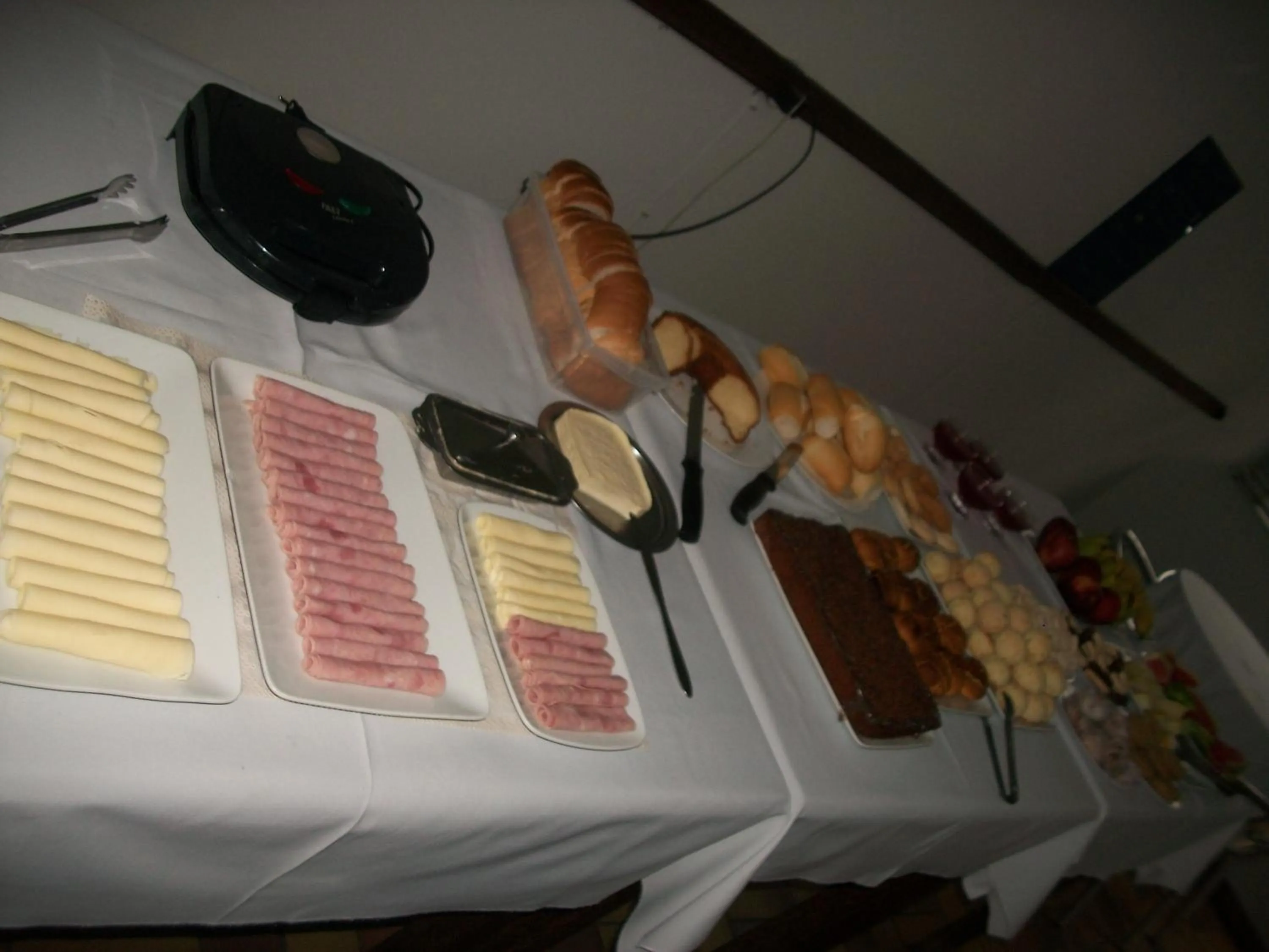 Breakfast in Hotel Vila Mineira