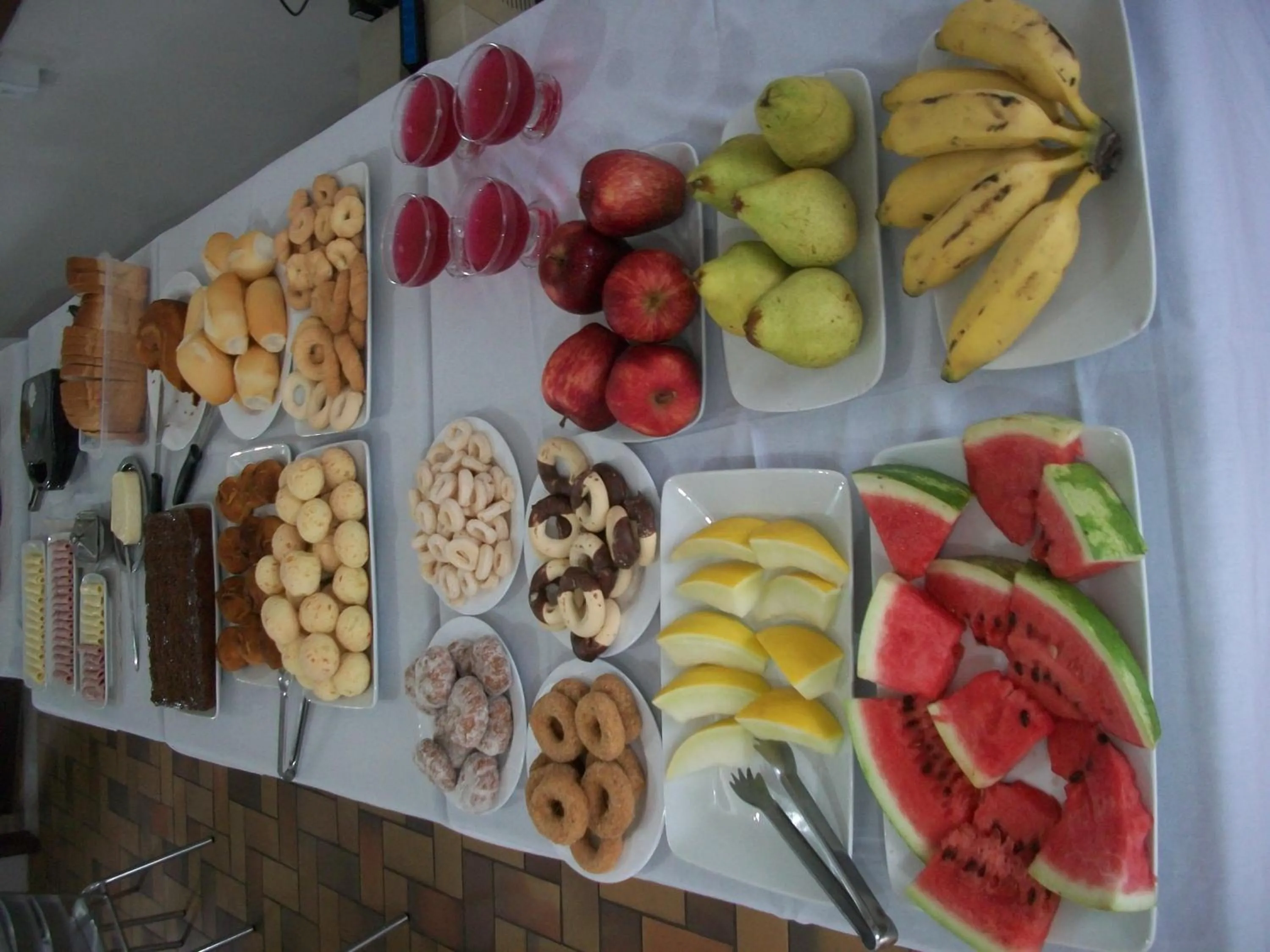 Breakfast in Hotel Vila Mineira