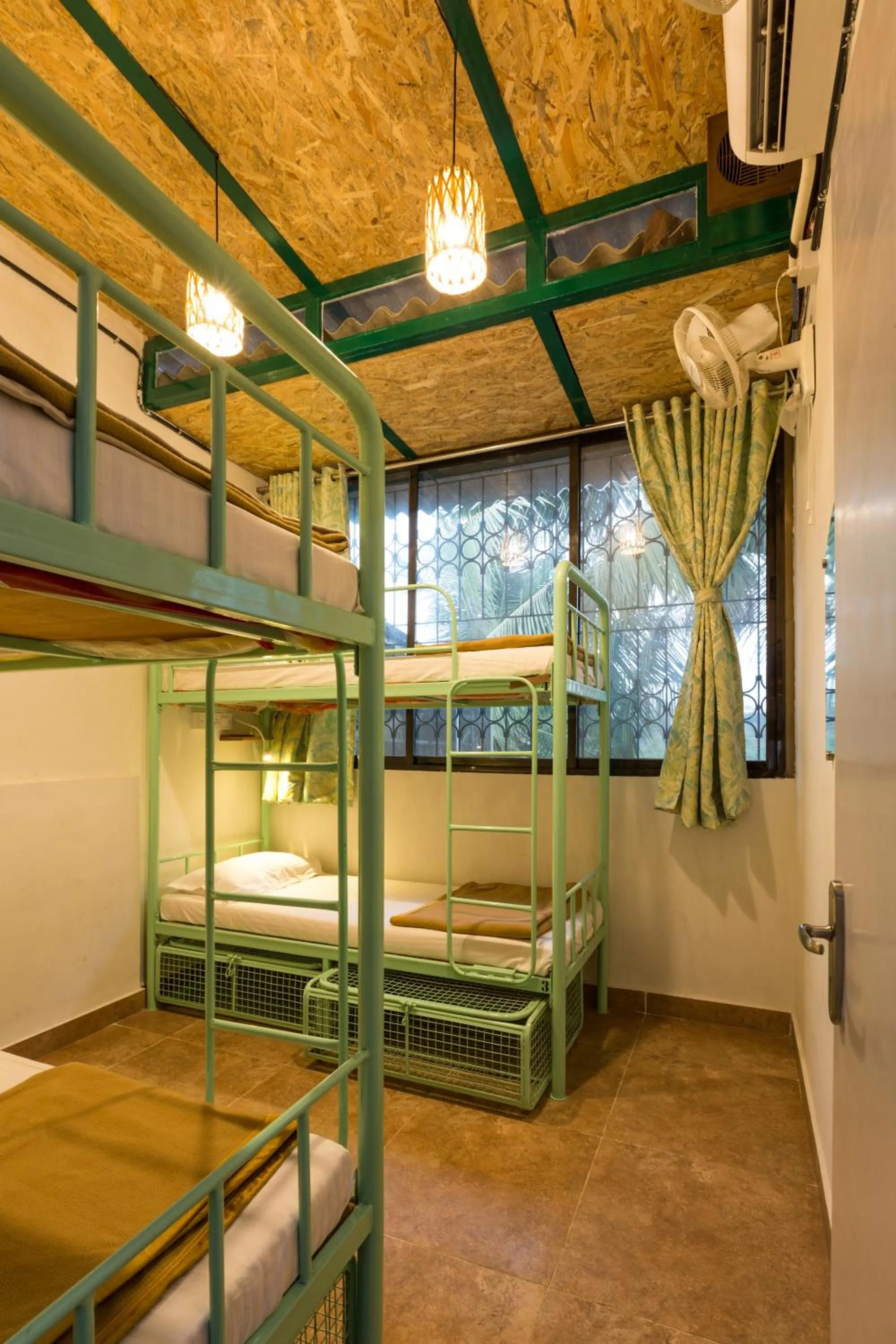 Bed in Hostel Mantra