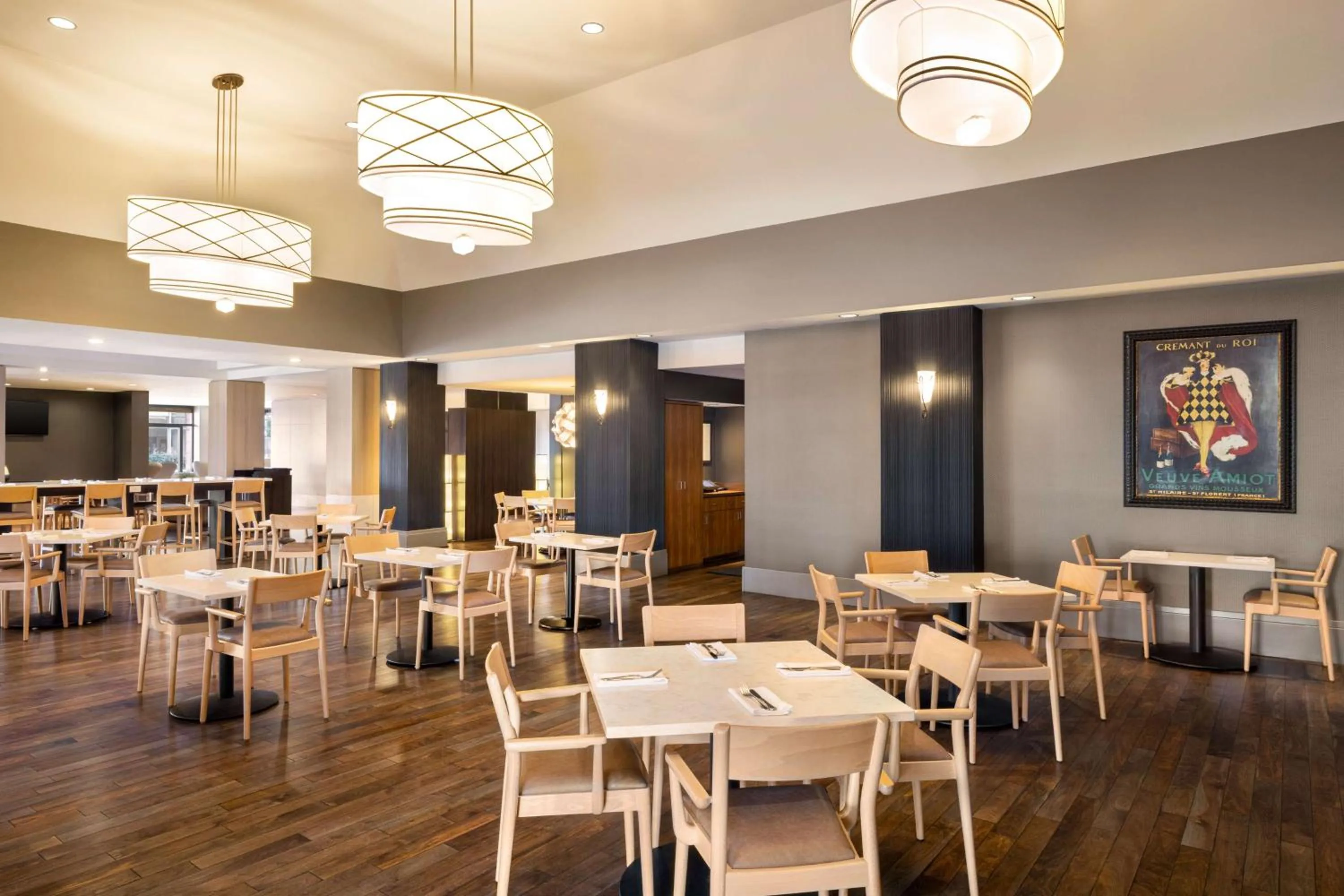 Restaurant/places to eat in Hilton Vancouver Airport