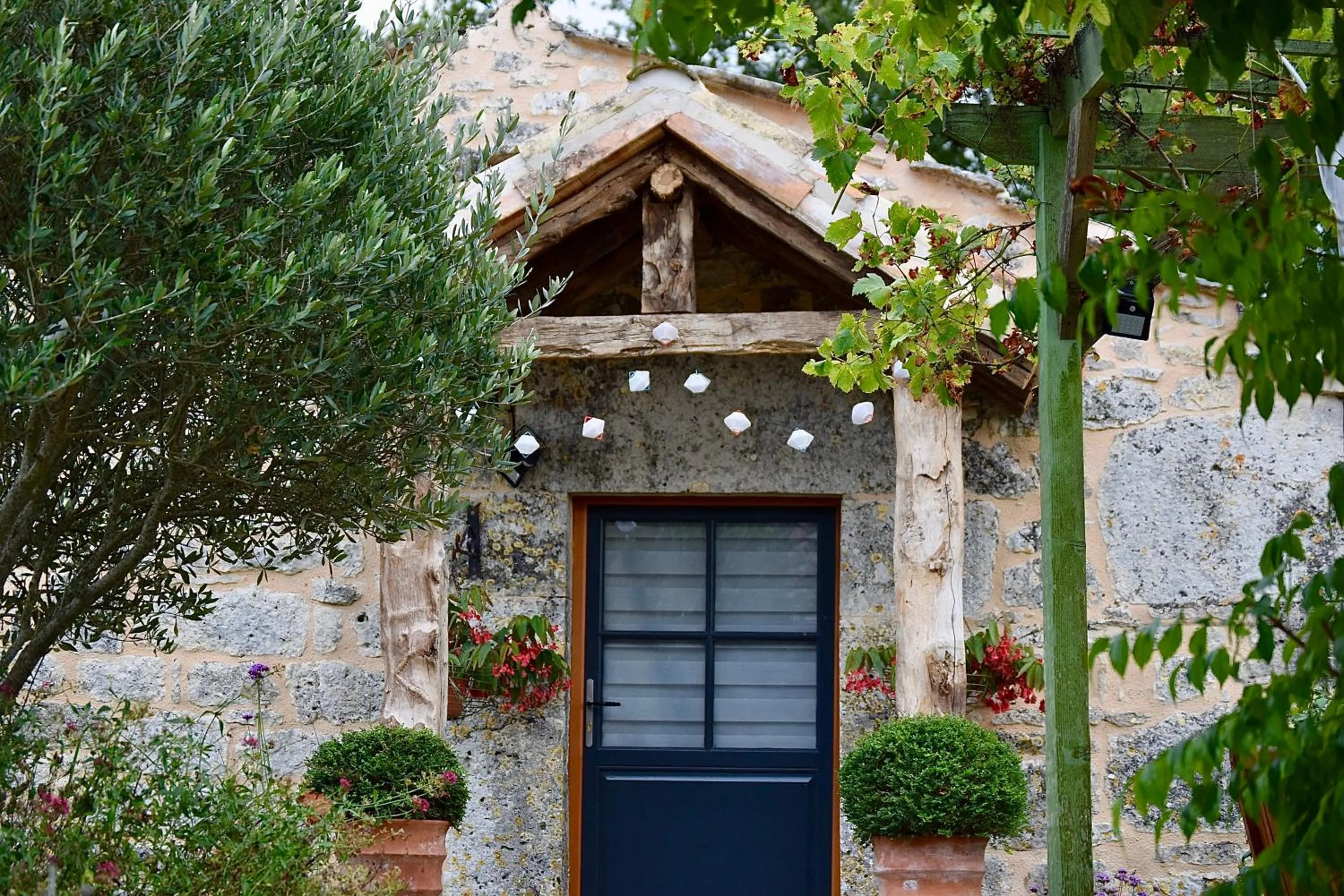 Facade/entrance in Pérard Chambres D’Hotes