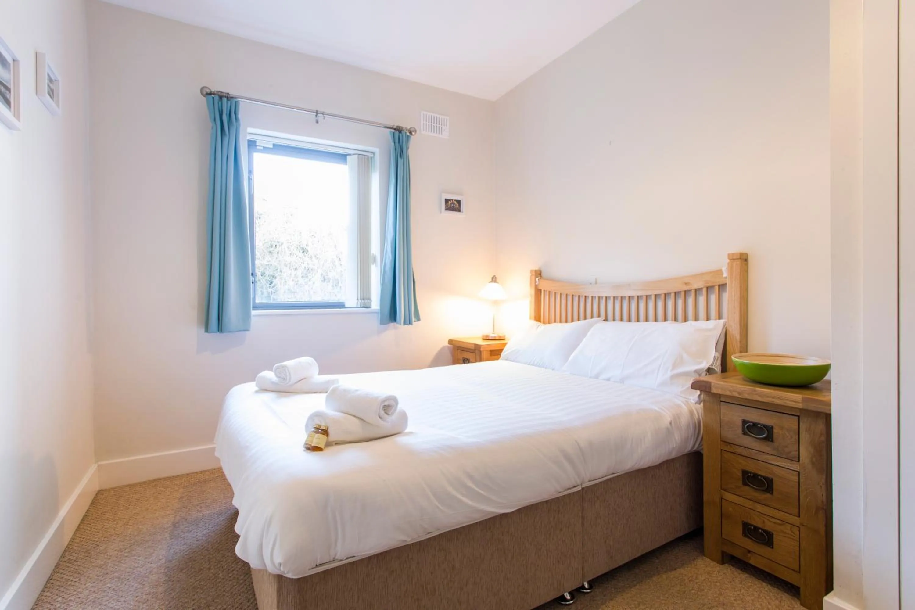 Bedroom, Bed in The Artane Self Catering