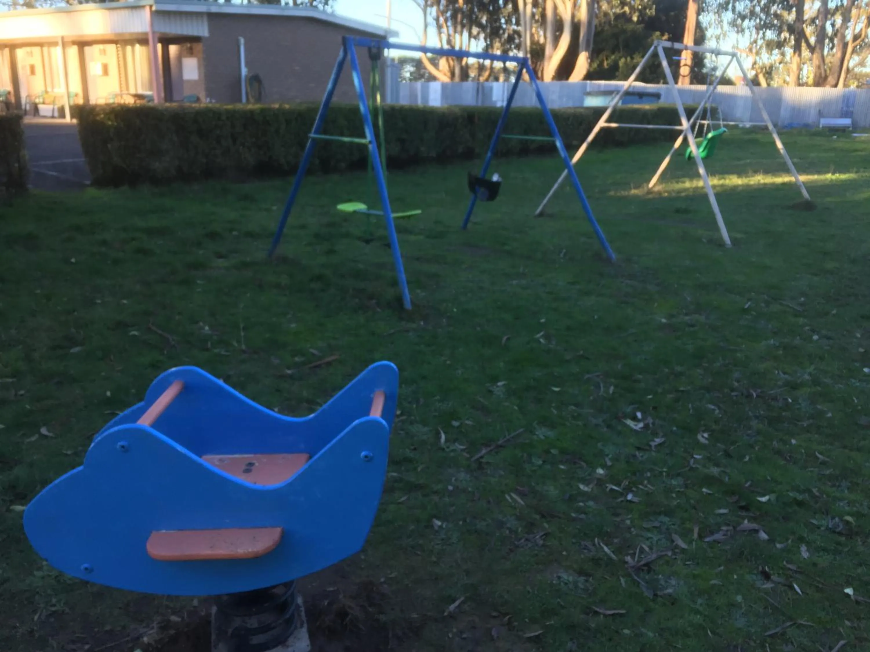 Children play ground in Woodmans Hill Motel