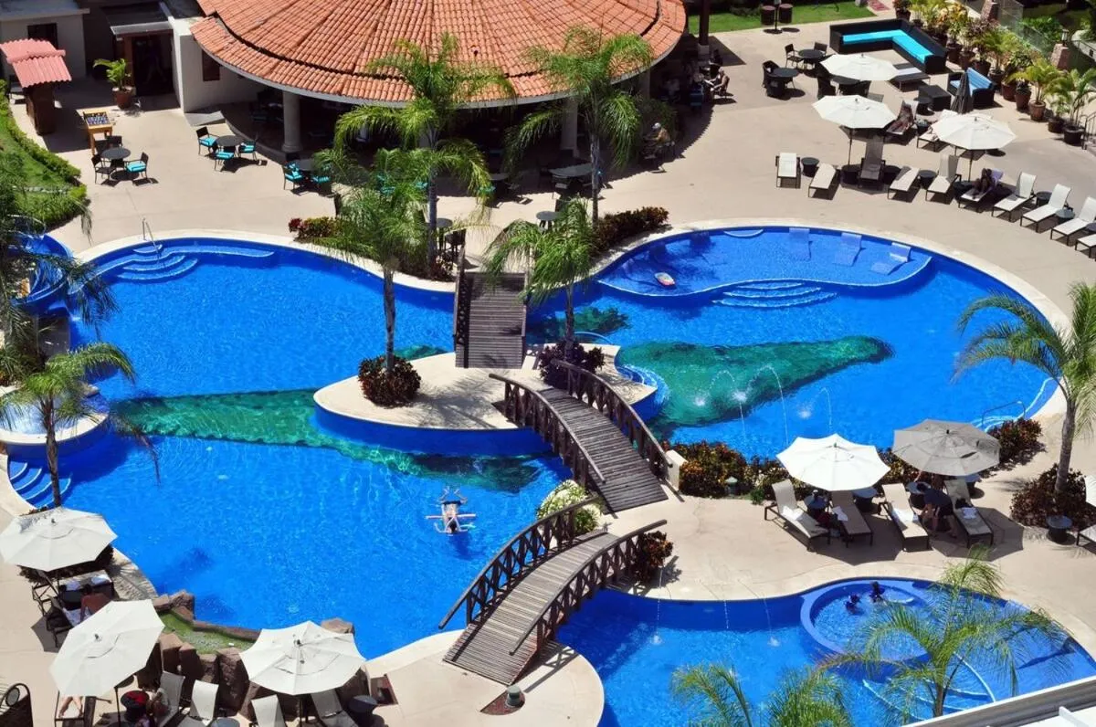 Floor plan in The Palms Jaco 1001 penthouse on the beach