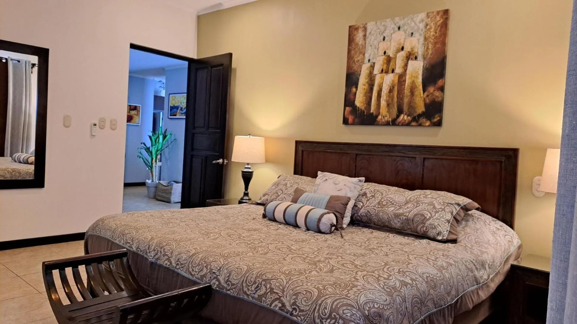 Floor plan, Bed in The Palms Jaco 1001 penthouse on the beach