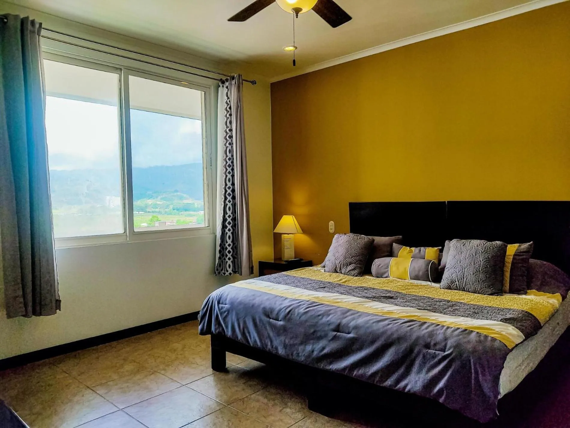 Floor plan, Bed in The Palms Jaco 1001 penthouse on the beach
