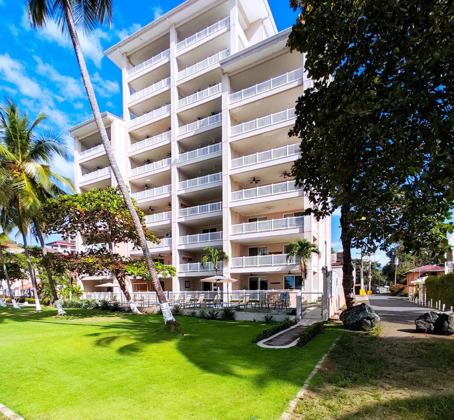 Floor plan in The Palms Jaco 1001 penthouse on the beach