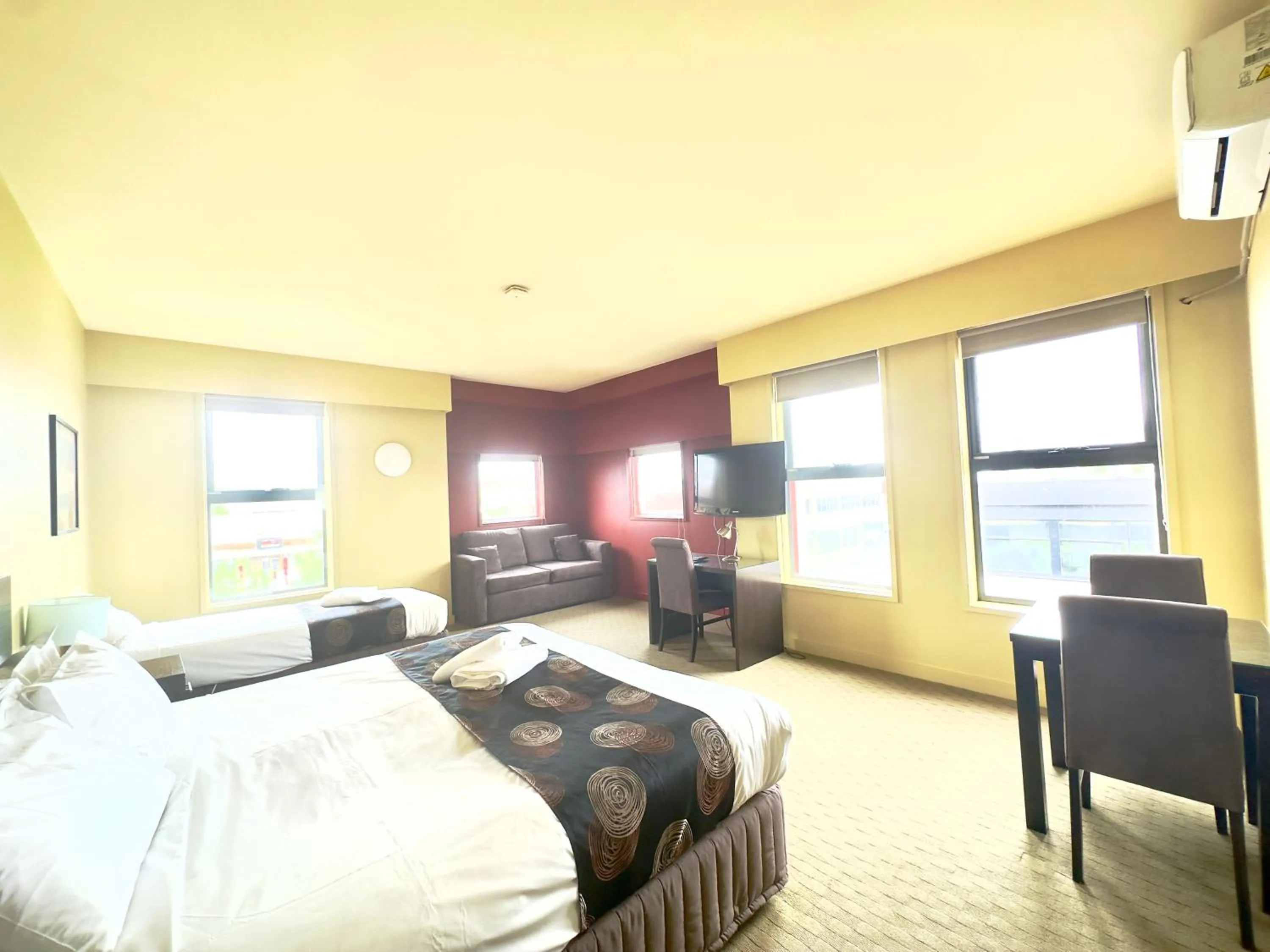 Bed in City Views Ballarart