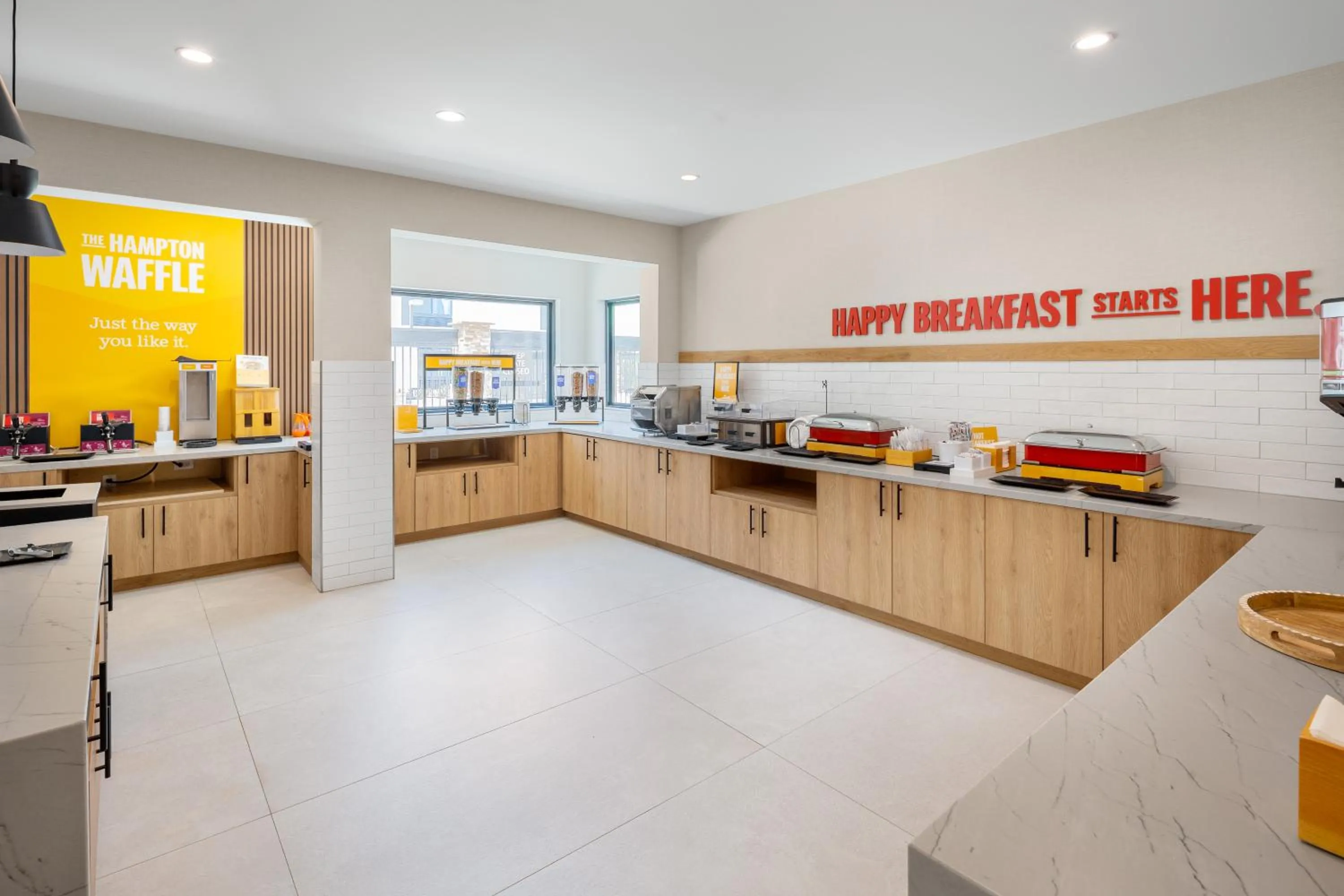 Breakfast in Hampton Inn & Suites by Hilton San Diego SeaWorld