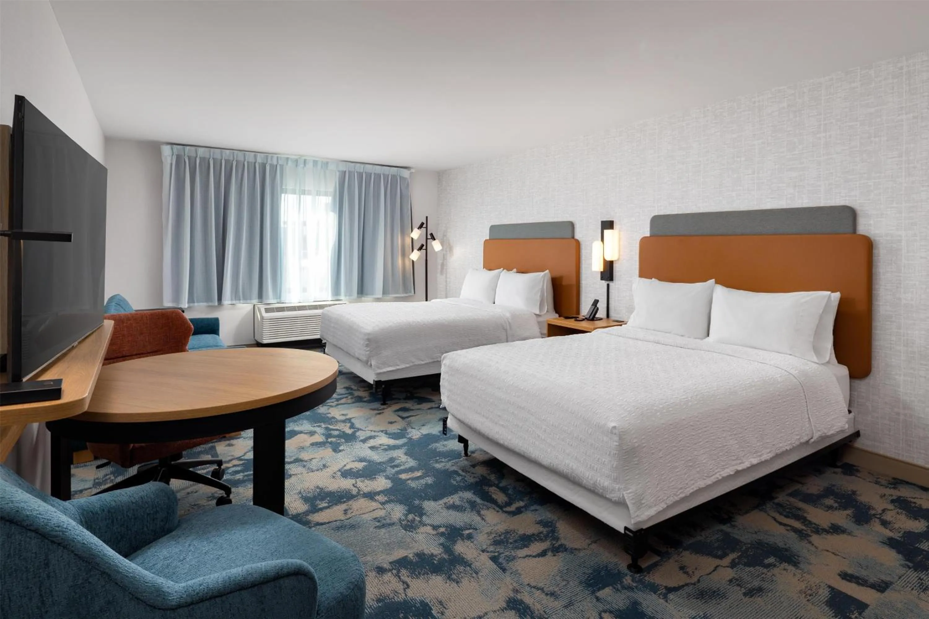 Bed in Hampton Inn & Suites by Hilton San Diego SeaWorld
