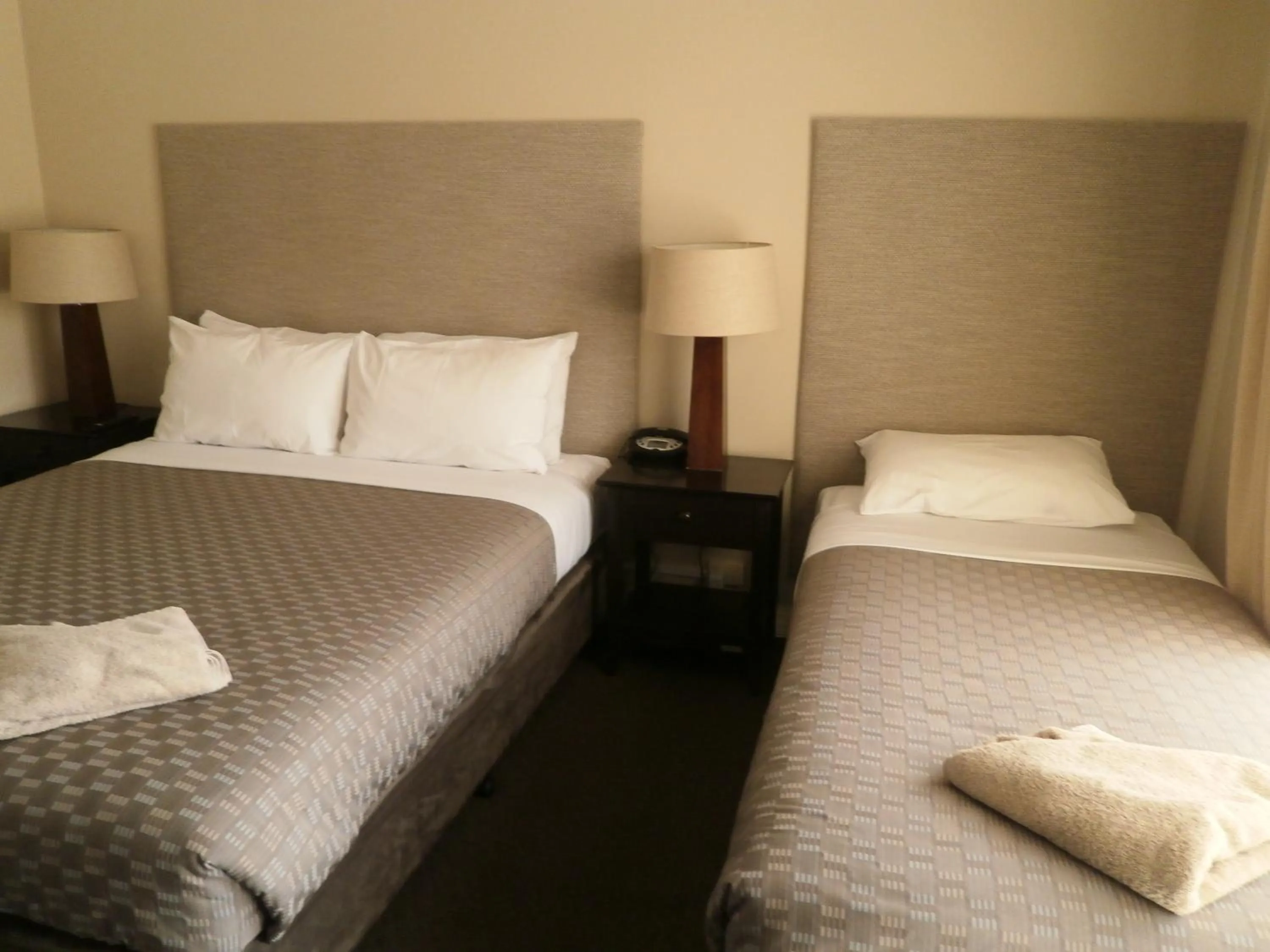 Photo of the whole room, Bed in Ballarat Central City Motor Inn