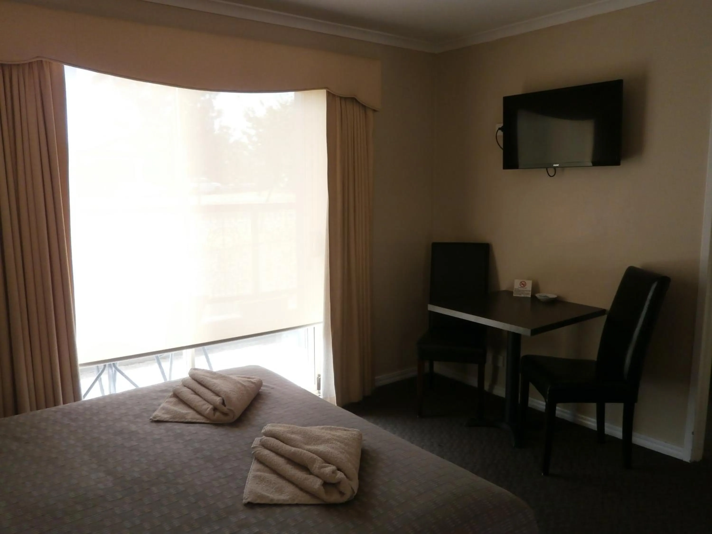Day, Bed in Ballarat Central City Motor Inn