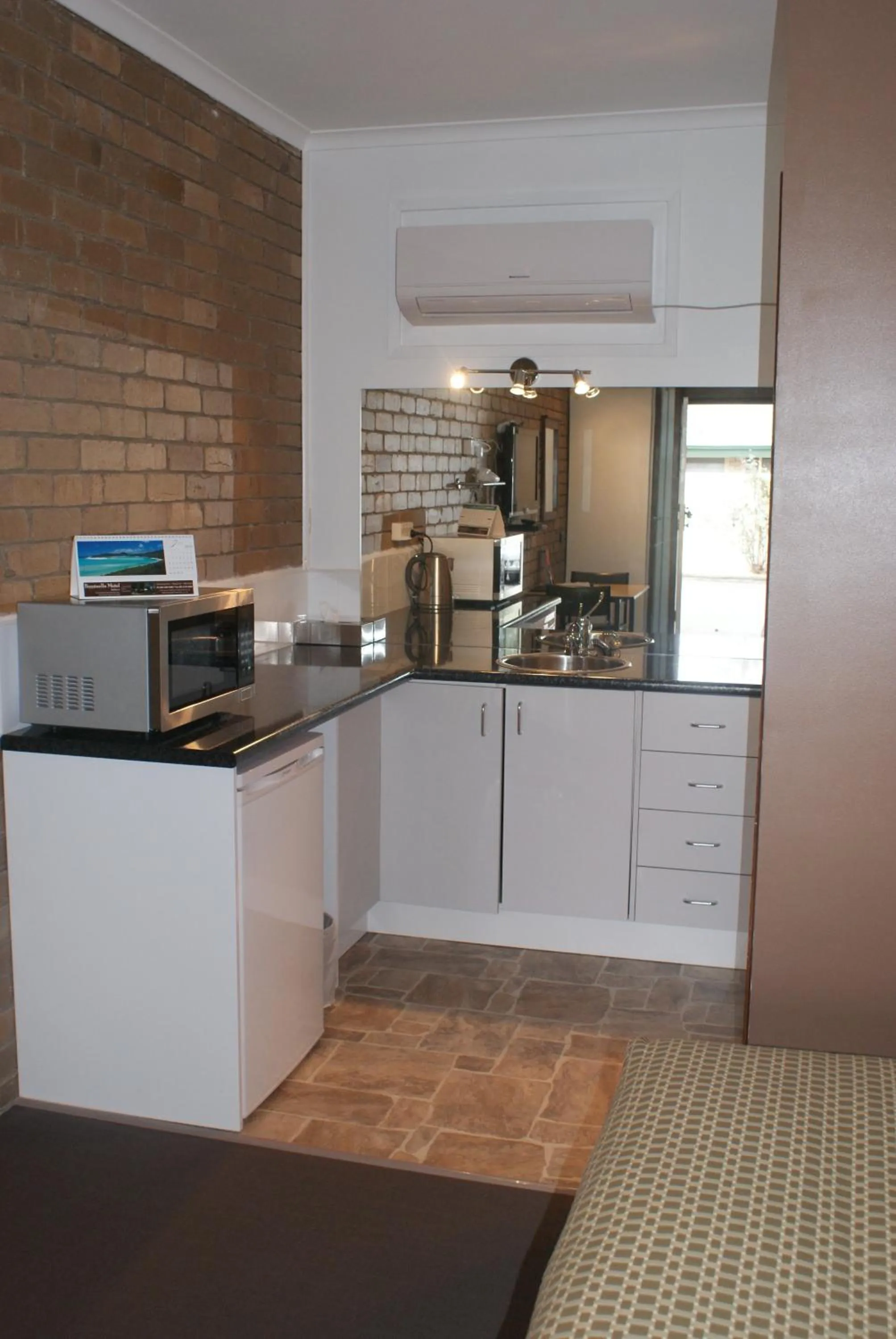 Kitchen or kitchenette in Peppinella Motel