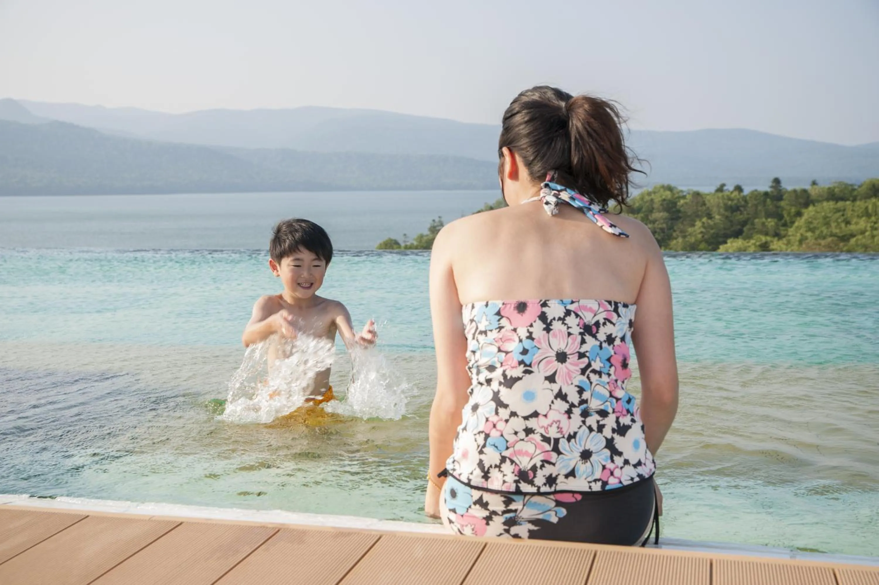 Hot Spring Bath in New Akan Hotel