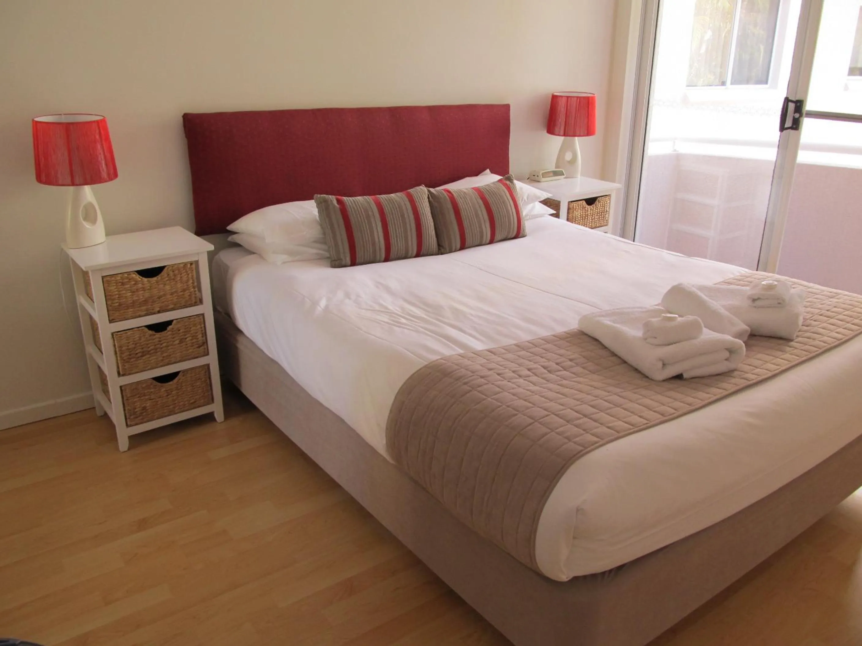 Bed in Costa D'Ora Holiday Apartments