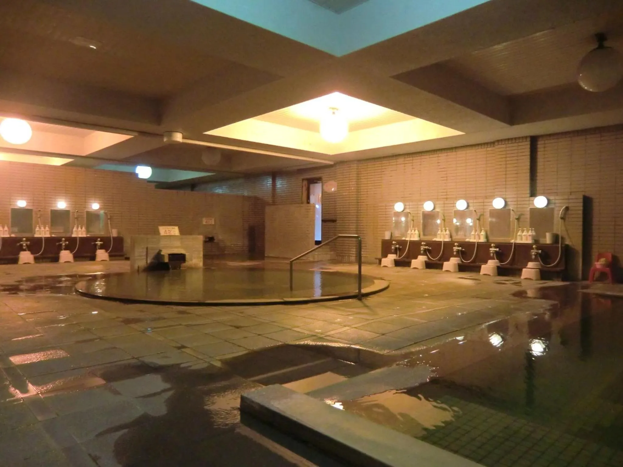 Hot Spring Bath in Hotel Gozensui