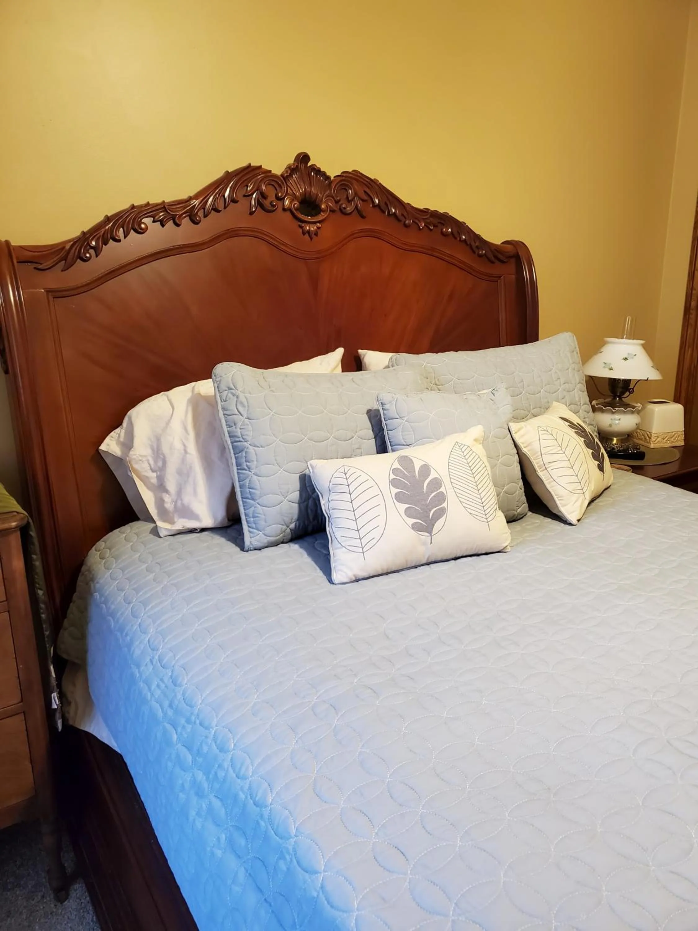 Bed in Hampton House