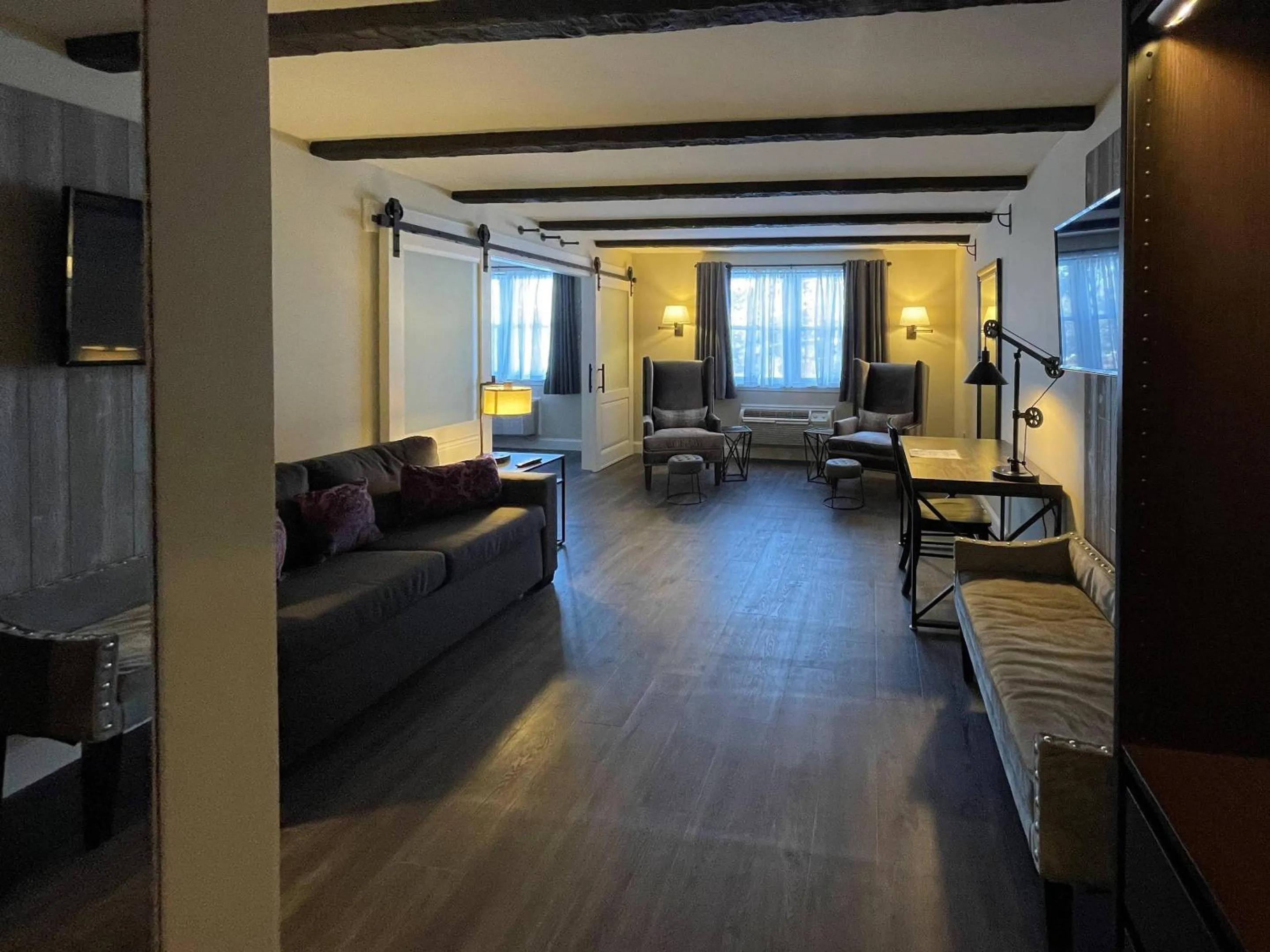 Bedroom in The Century House, an Ascend Collection Hotel