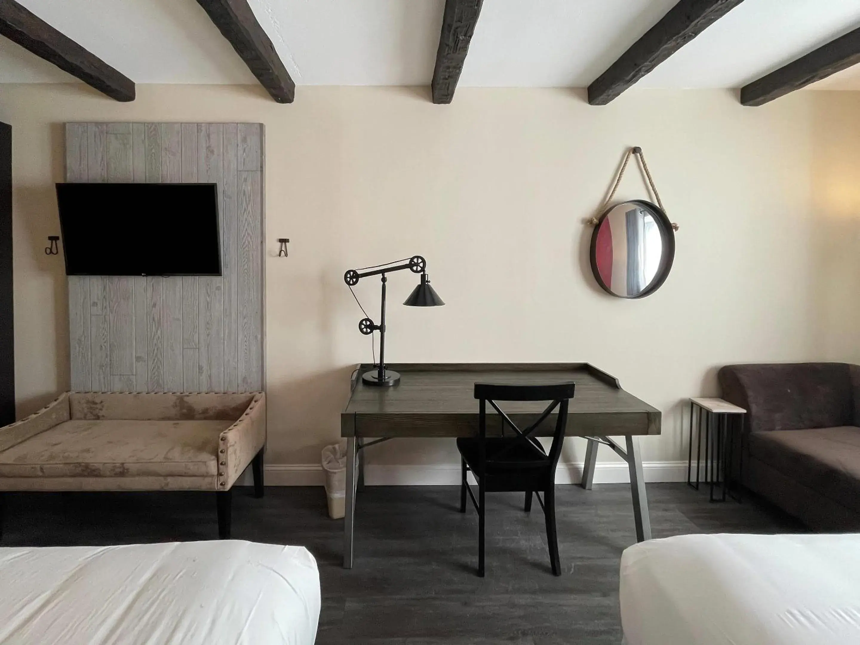 Bedroom, Bed in The Century House, an Ascend Collection Hotel Bedroom, Bed in The Century House, an Ascend Collection Hotel