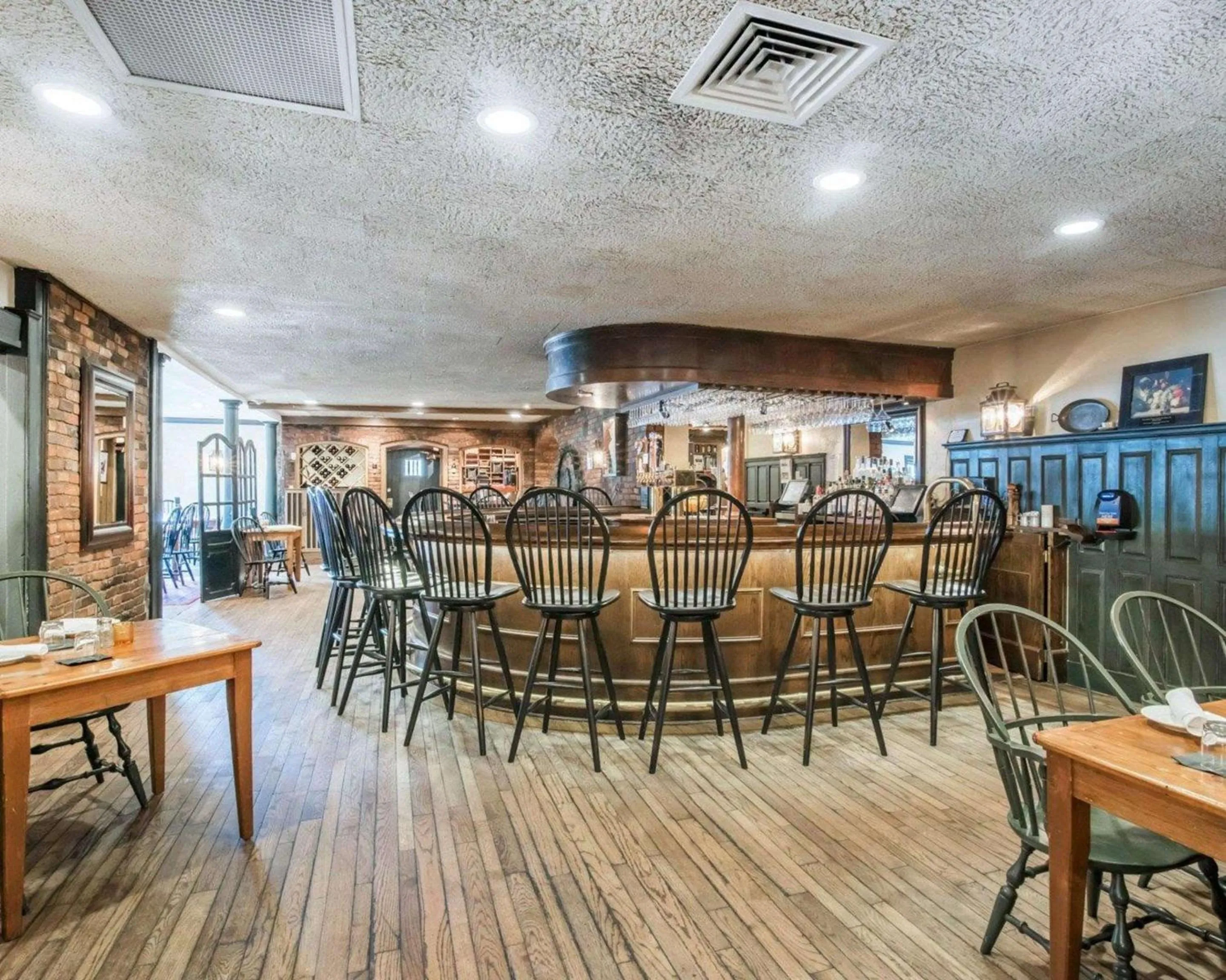 Restaurant/places to eat in The Century House, an Ascend Collection Hotel