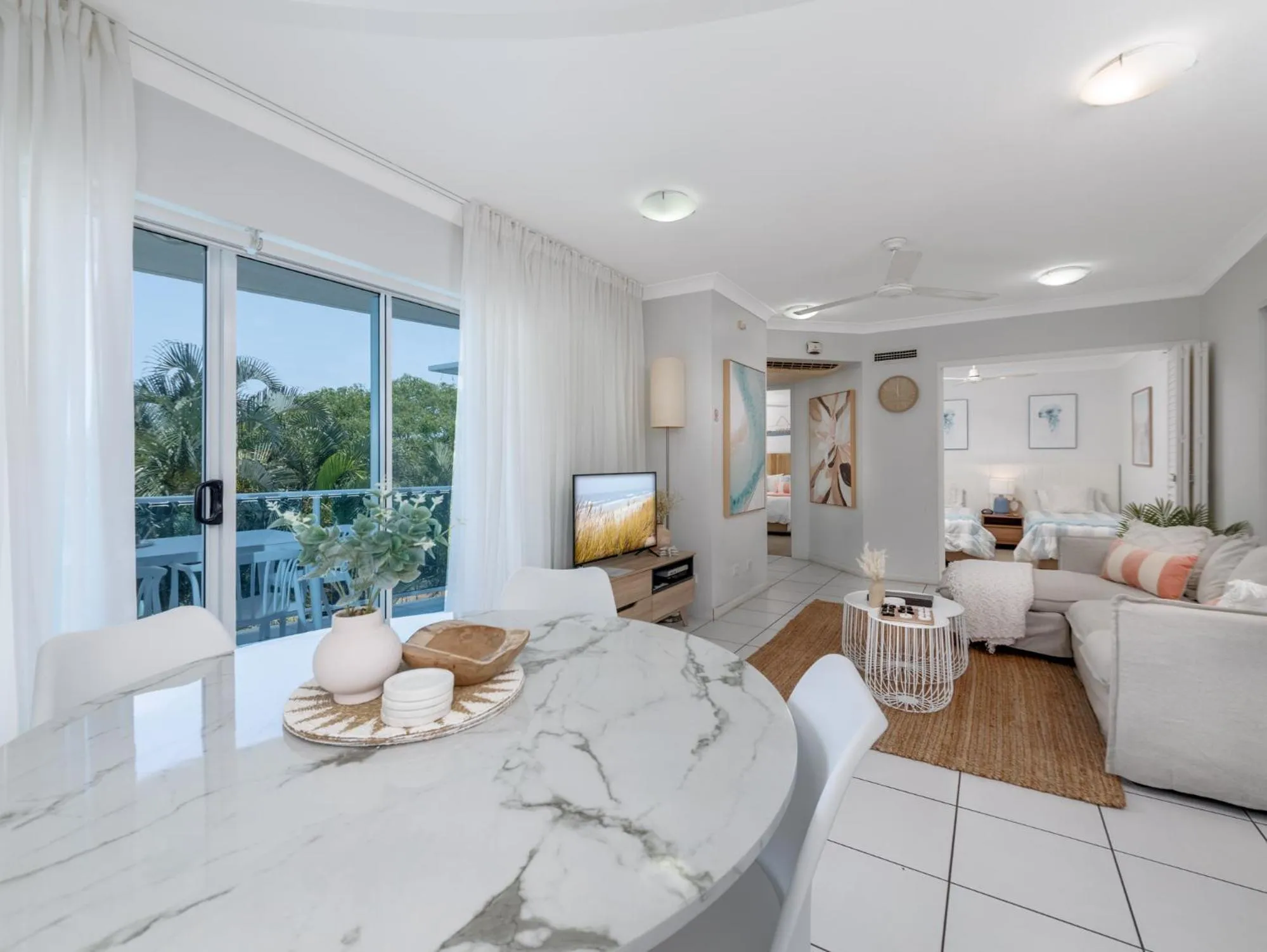 Living room in Koola Beach Apartments Bargara