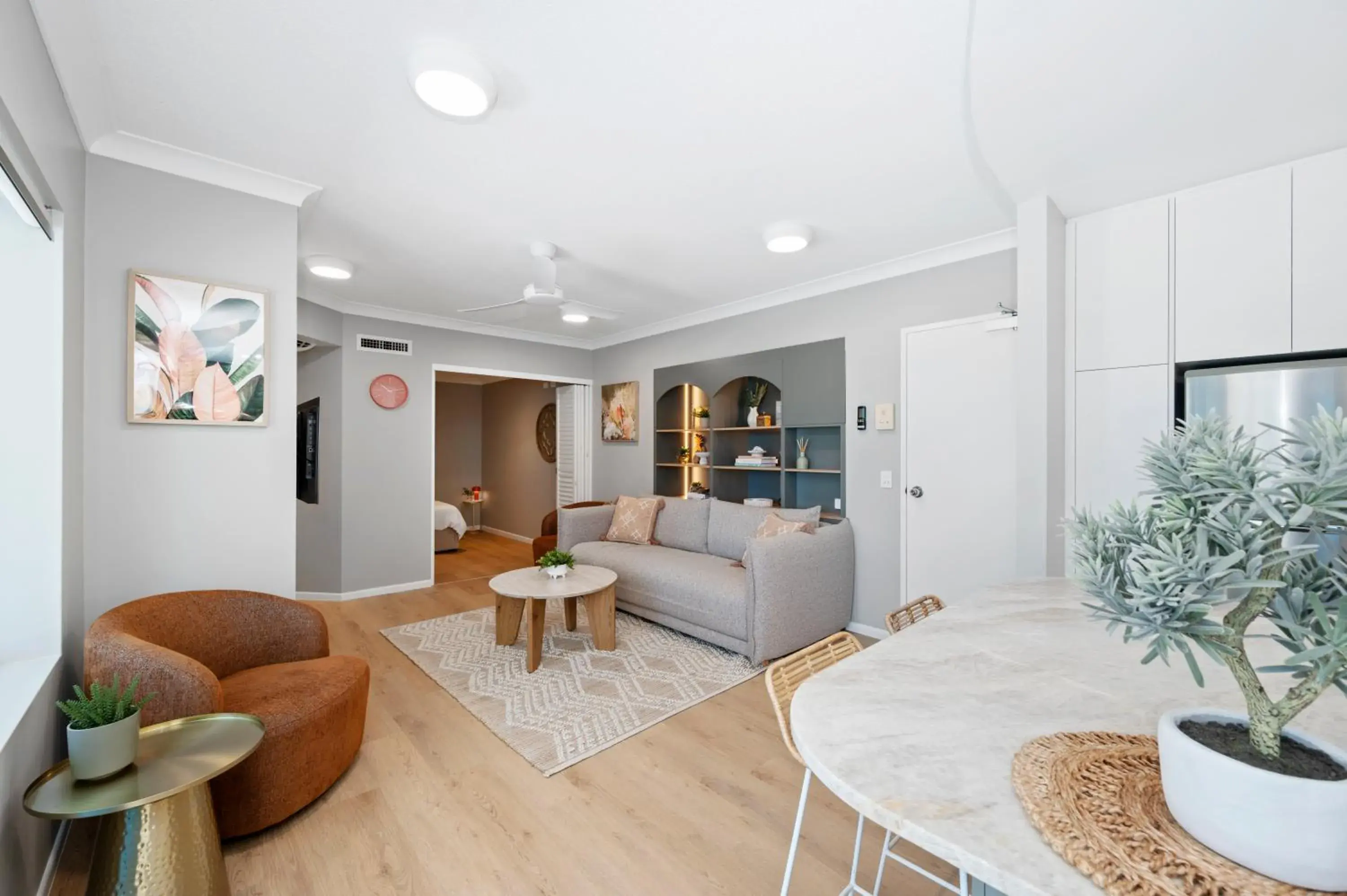 Living room in Koola Beach Apartments Bargara Living room in Koola Beach Apartments Bargara