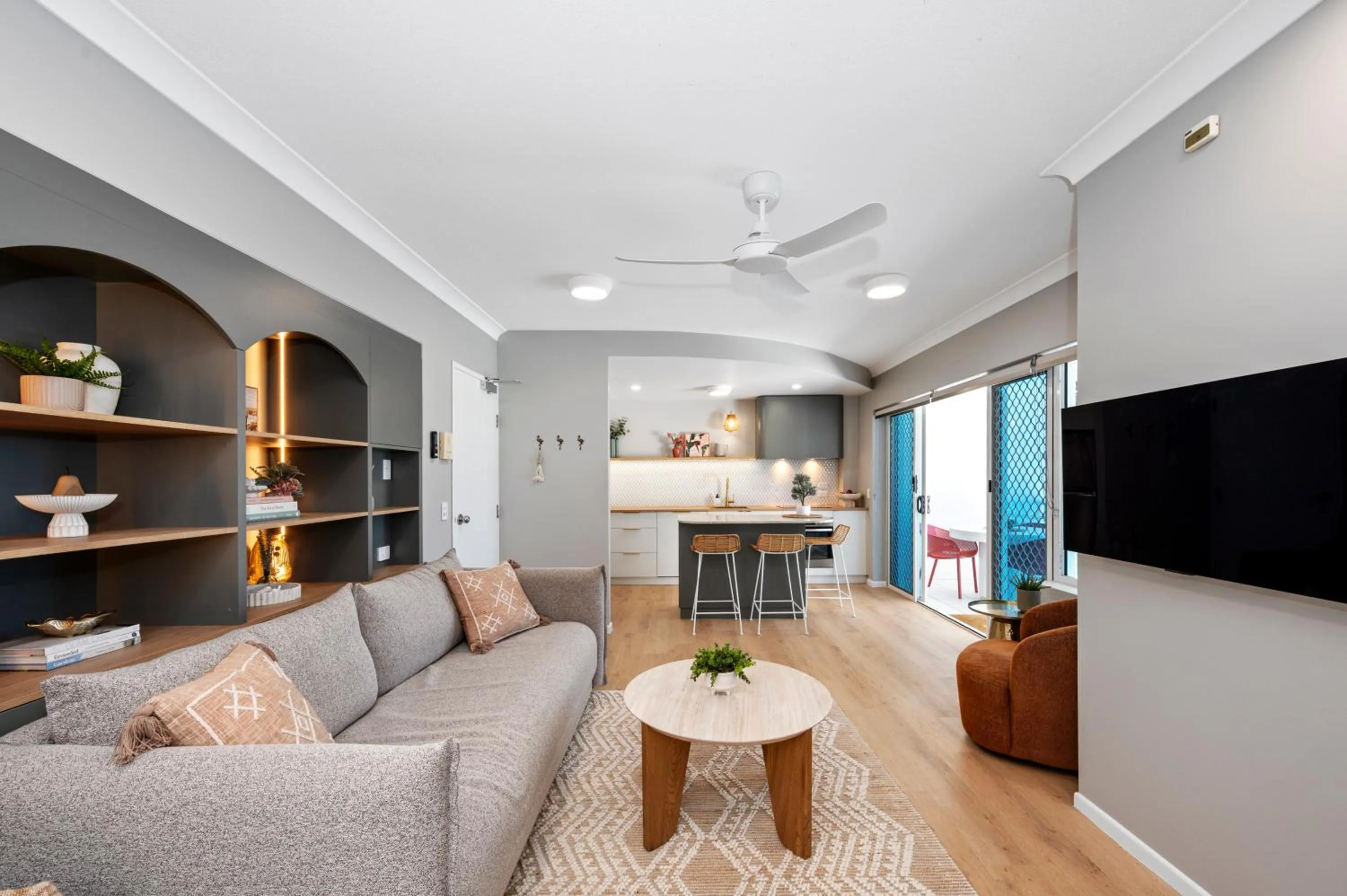 Living room in Koola Beach Apartments Bargara
