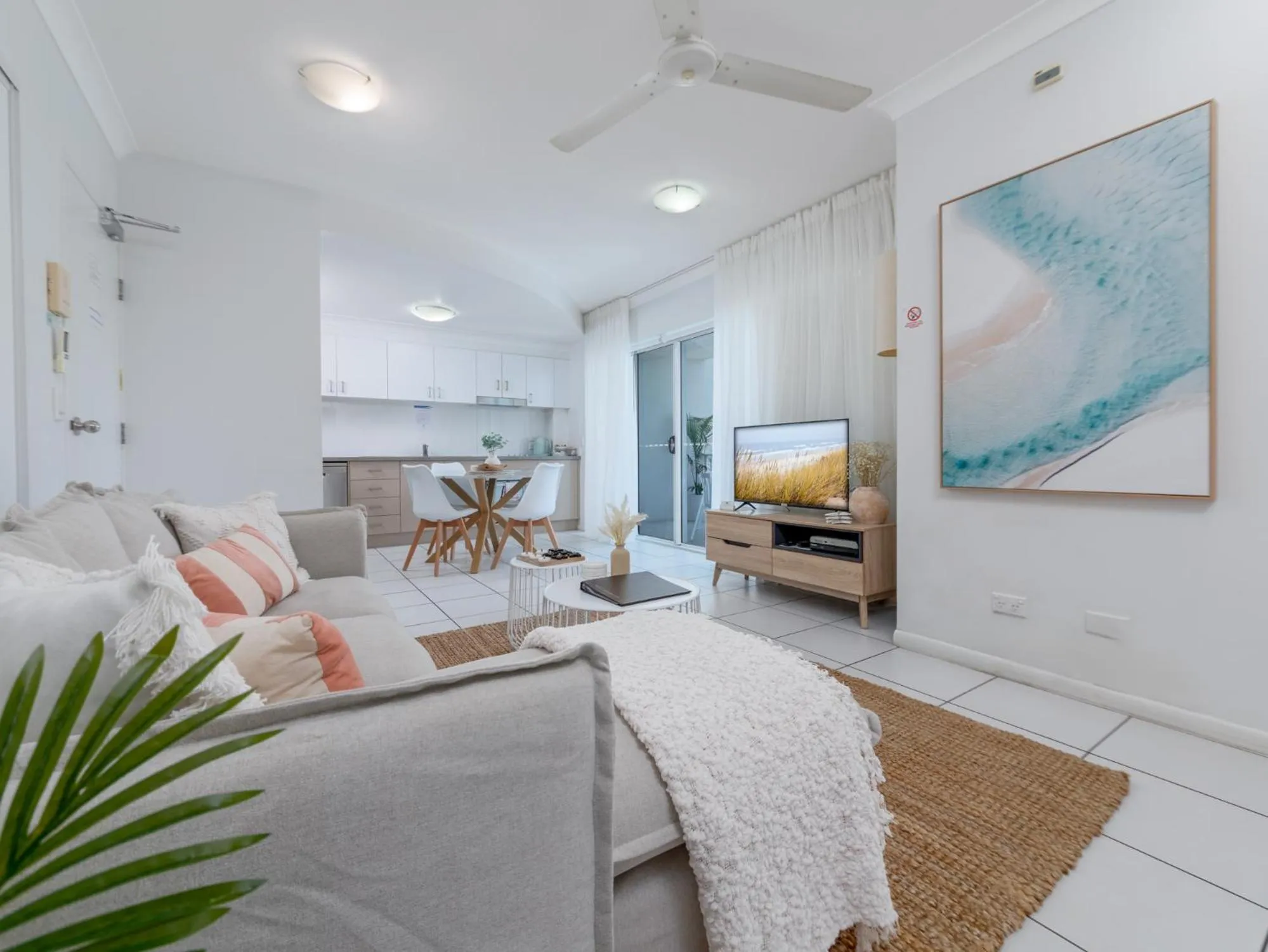 Living room, Bed in Koola Beach Apartments Bargara