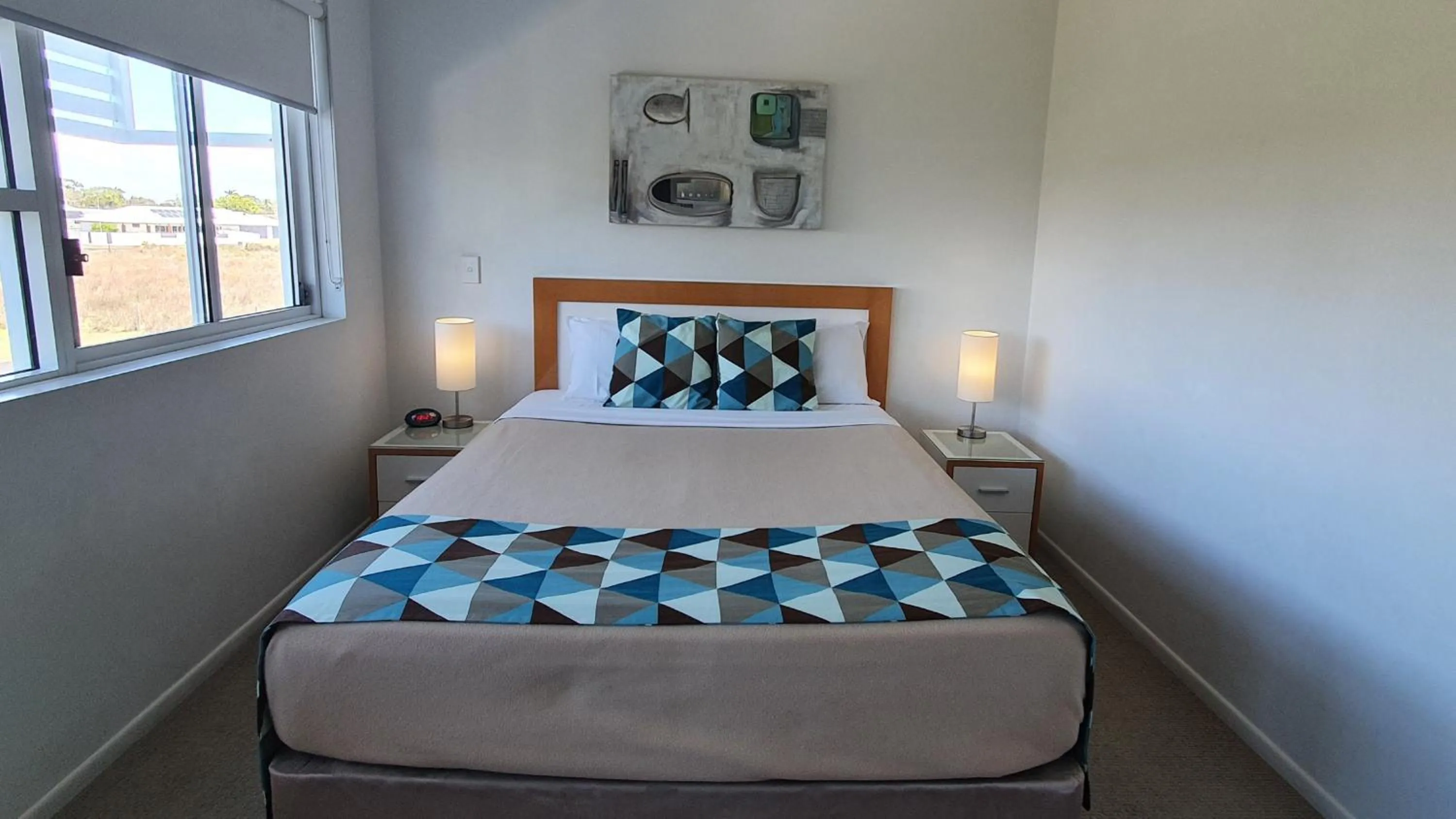 Bedroom, Bed in Koola Beach Apartments Bargara
