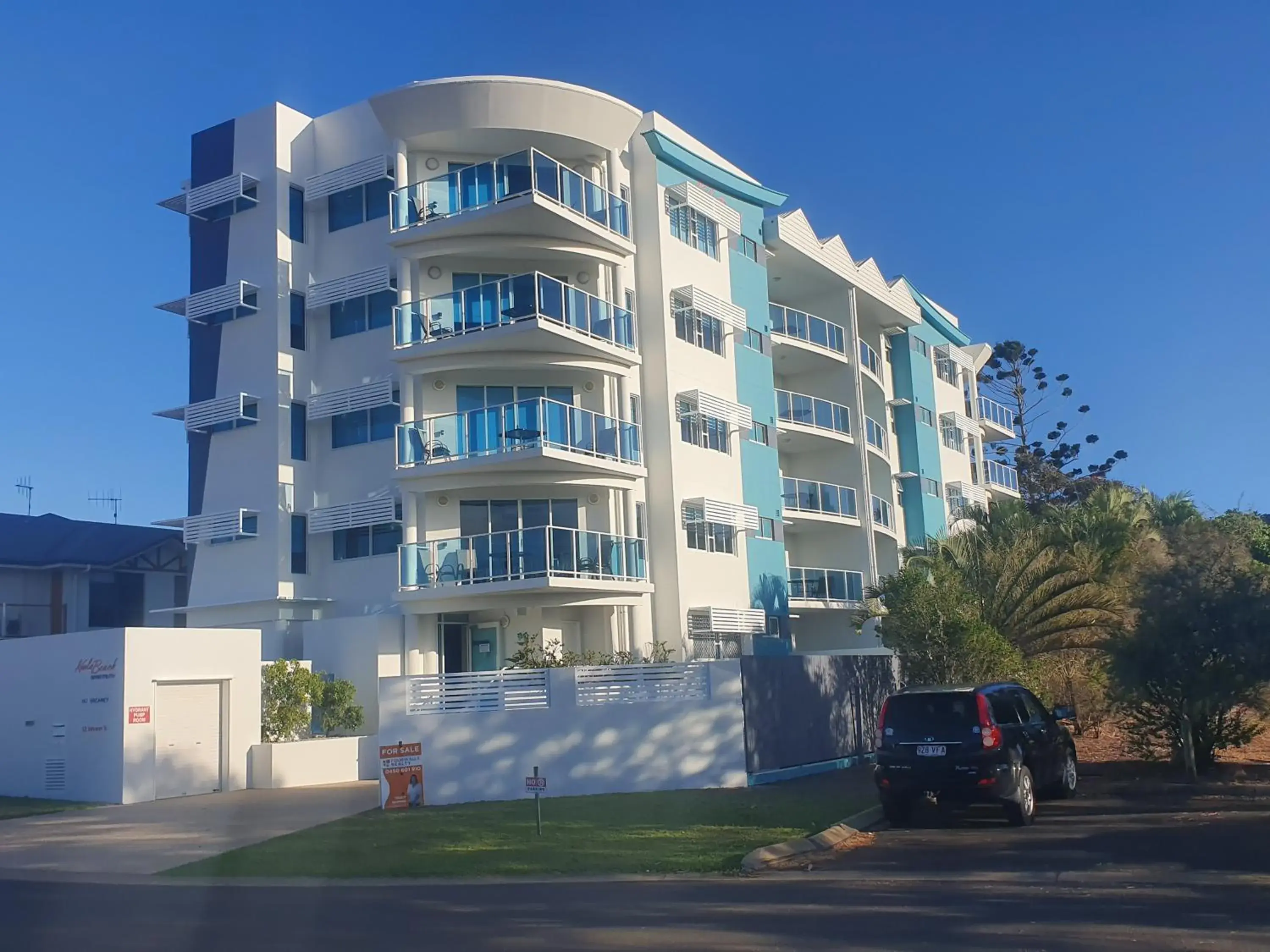 Property building in Koola Beach Apartments Bargara Property building in Koola Beach Apartments Bargara