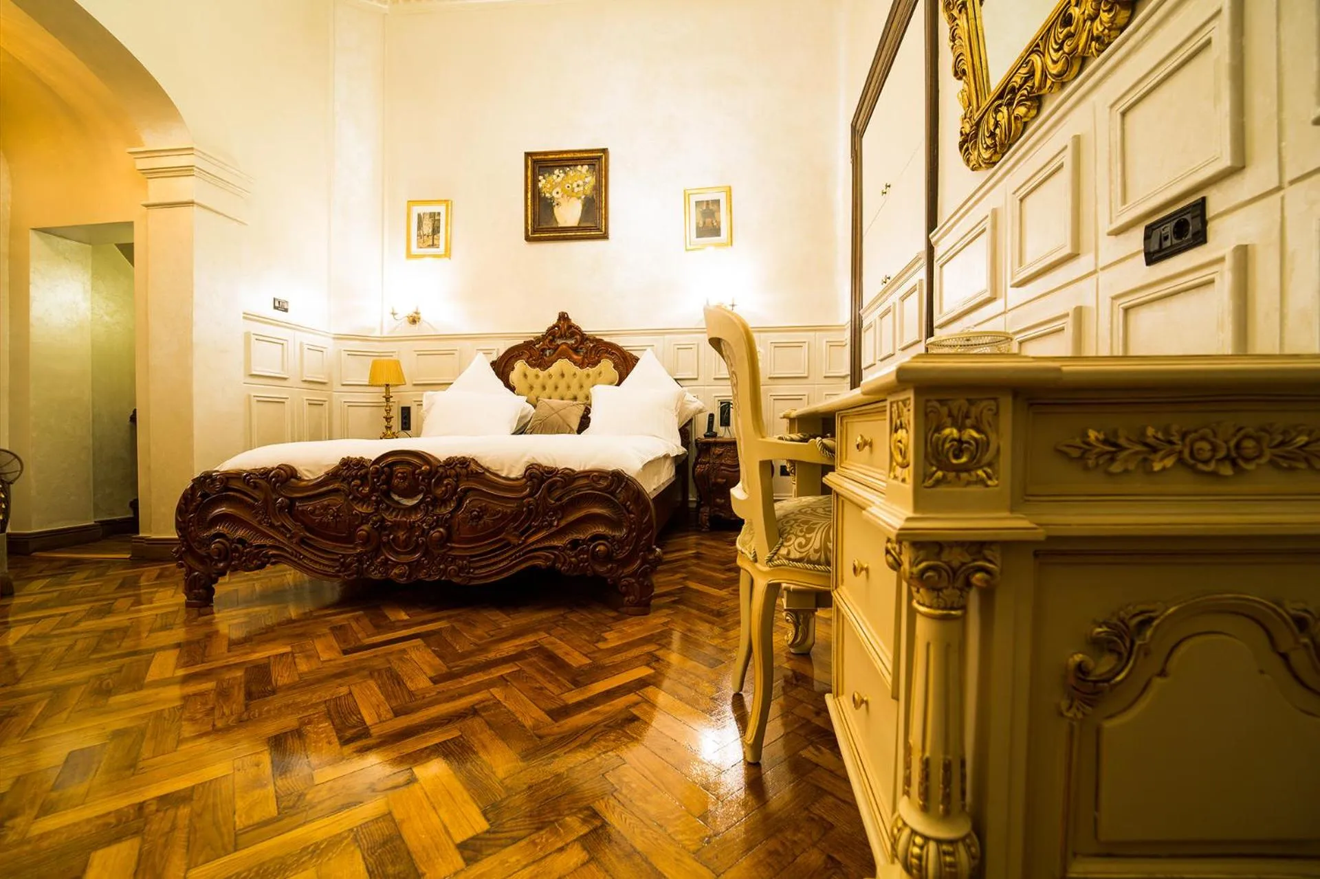 Bed in Hotel 5 Continents