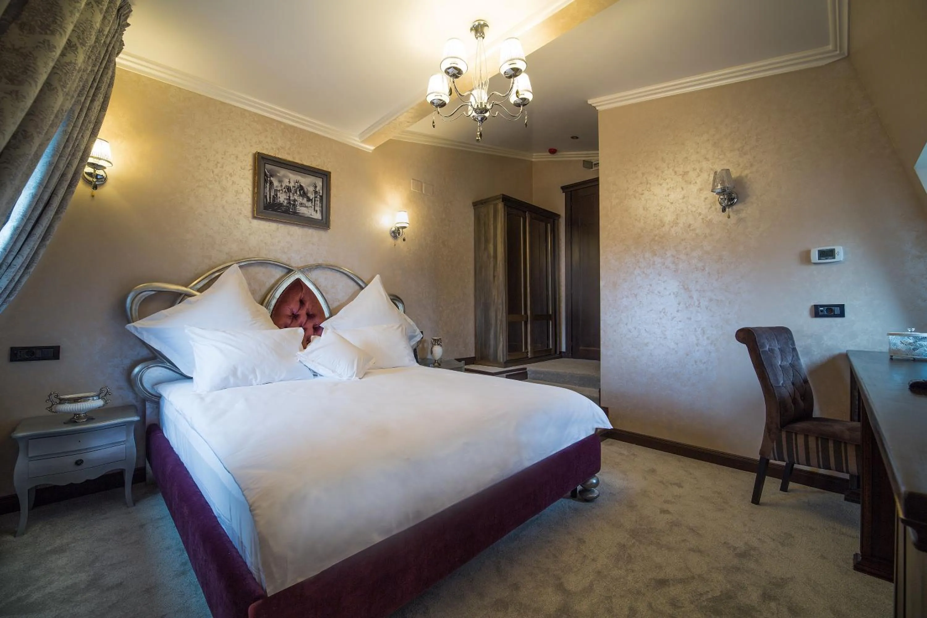 Bed in Hotel 5 Continents