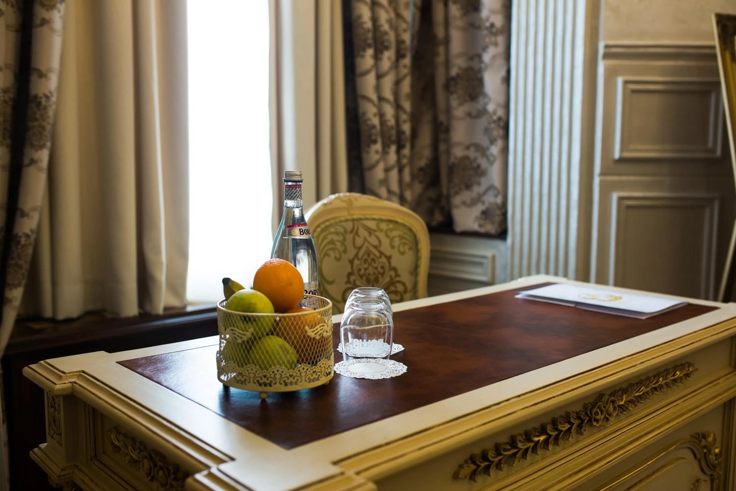 Drinks in Hotel 5 Continents