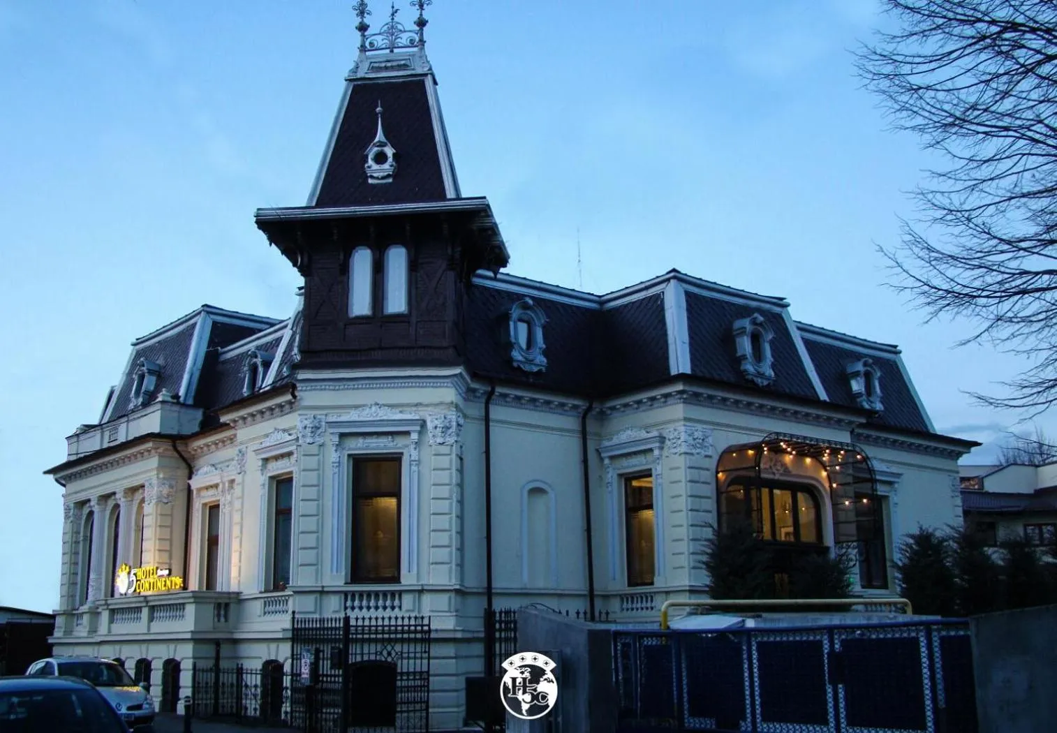 Facade/entrance in Hotel 5 Continents