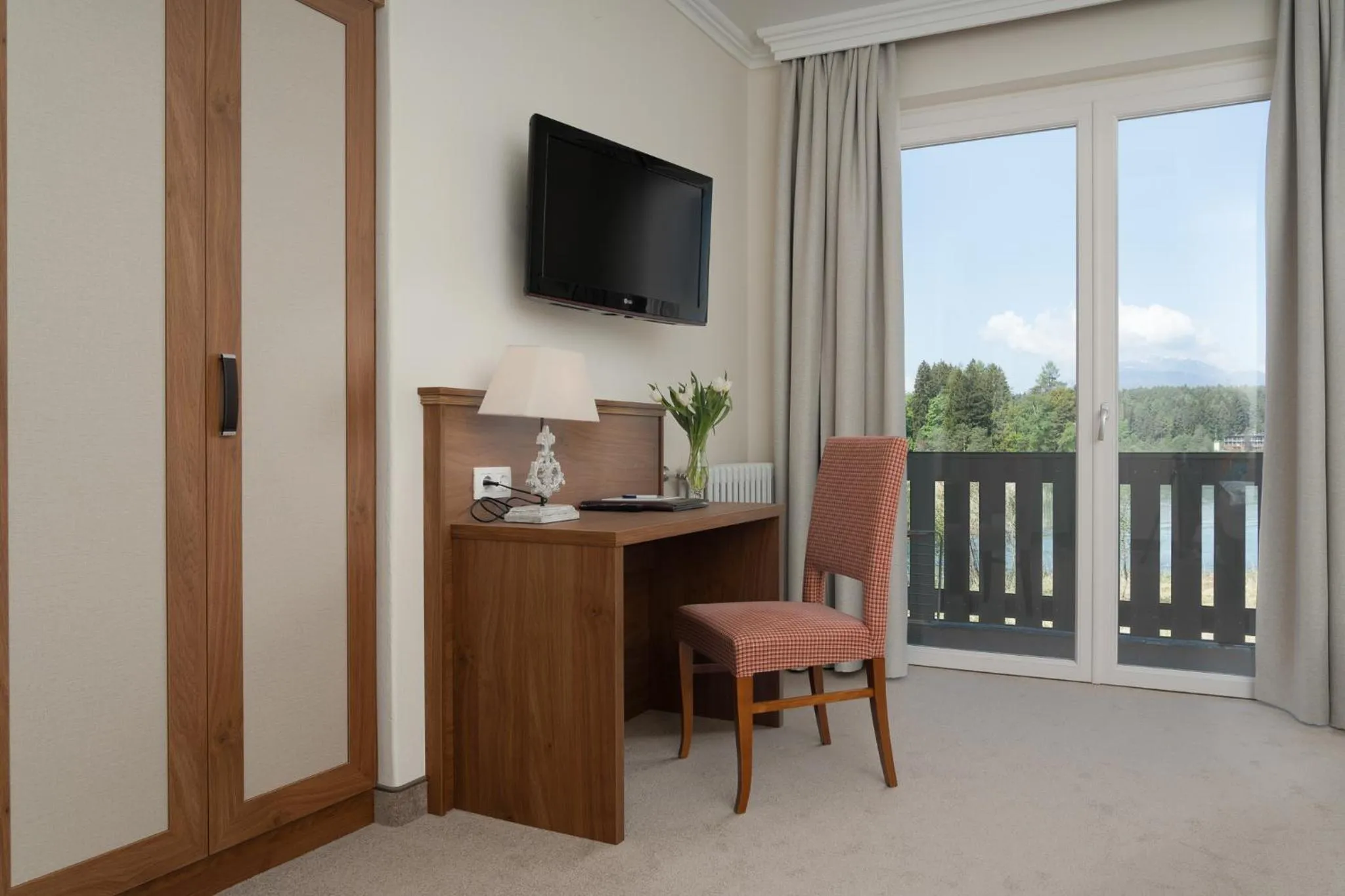 Inselhotel Faakersee