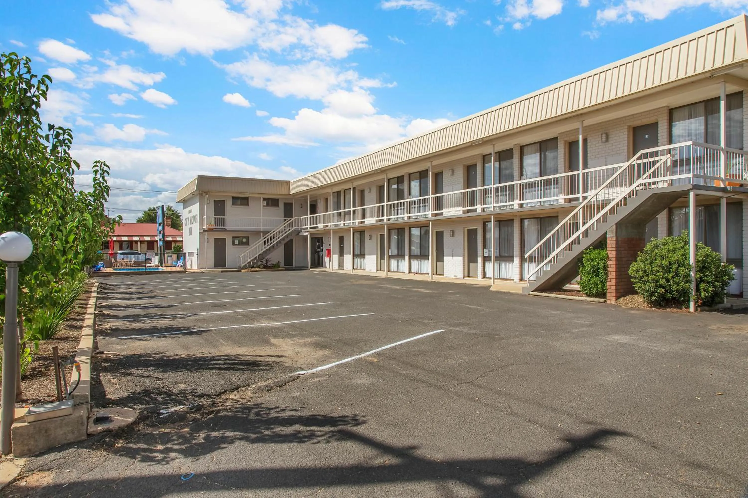 Property building in Comfort Inn Dubbo City