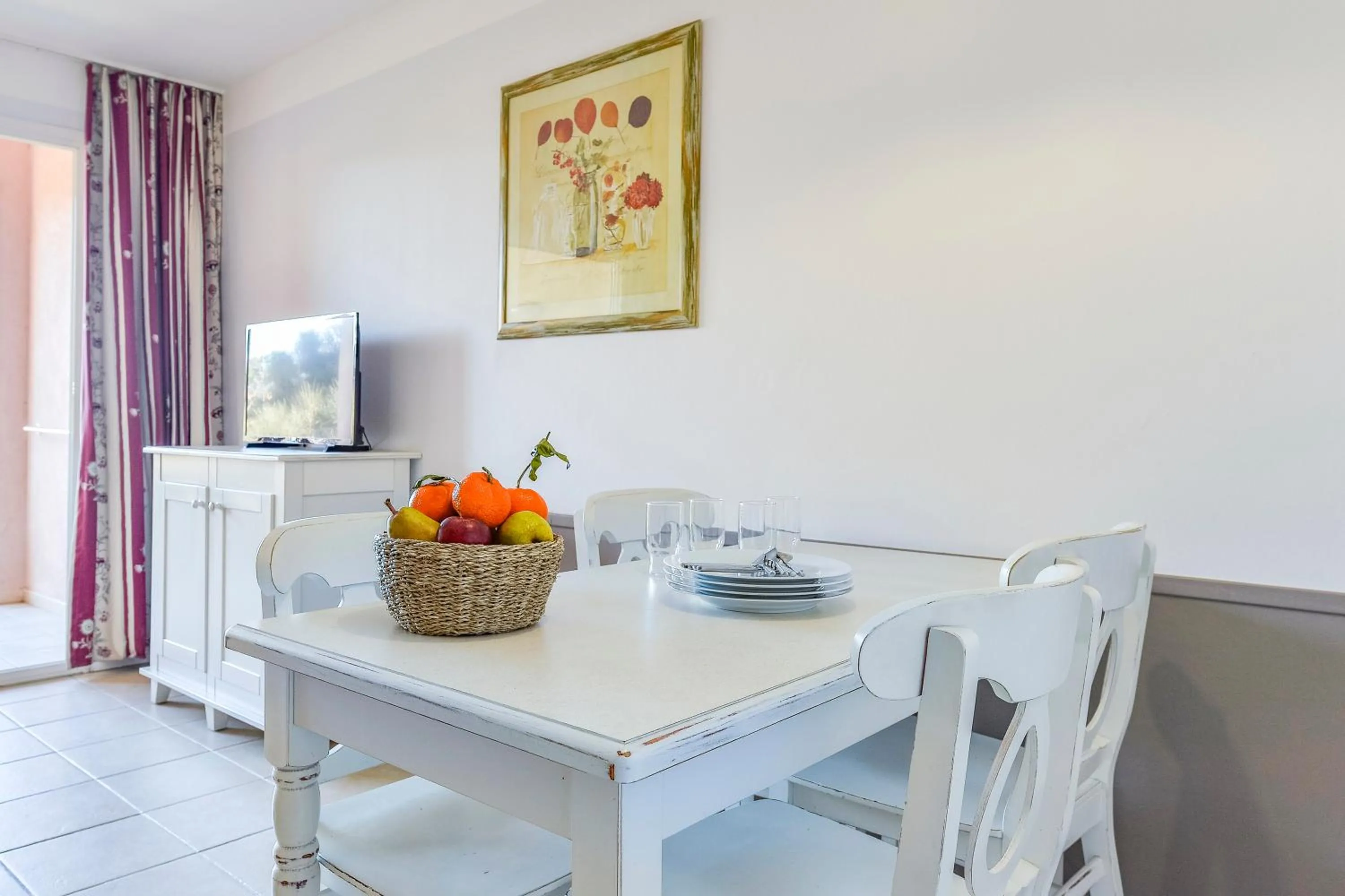 Food and drinks in Village Pierre & Vacances Le Rouret