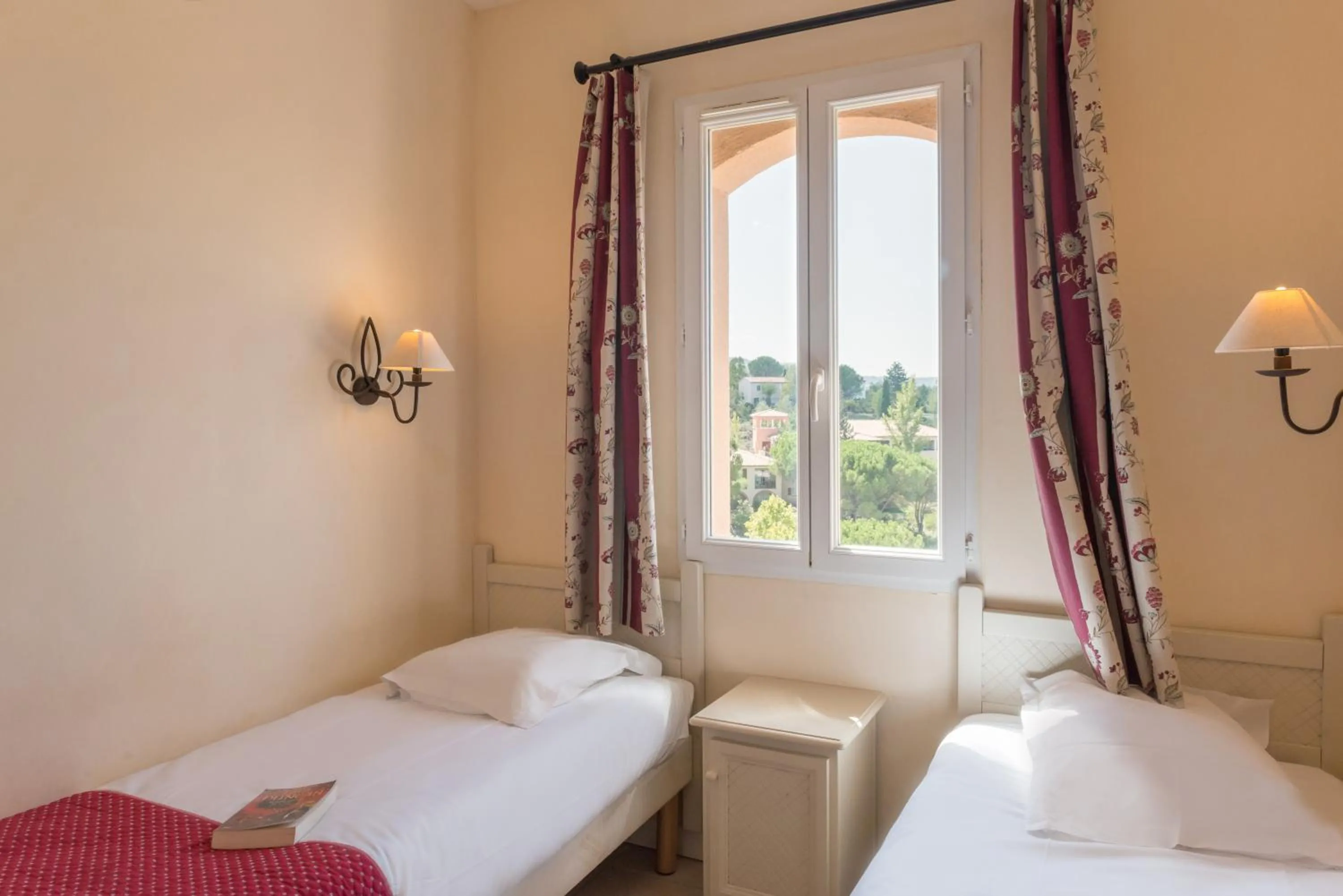 Bed in Village Pierre & Vacances Le Rouret