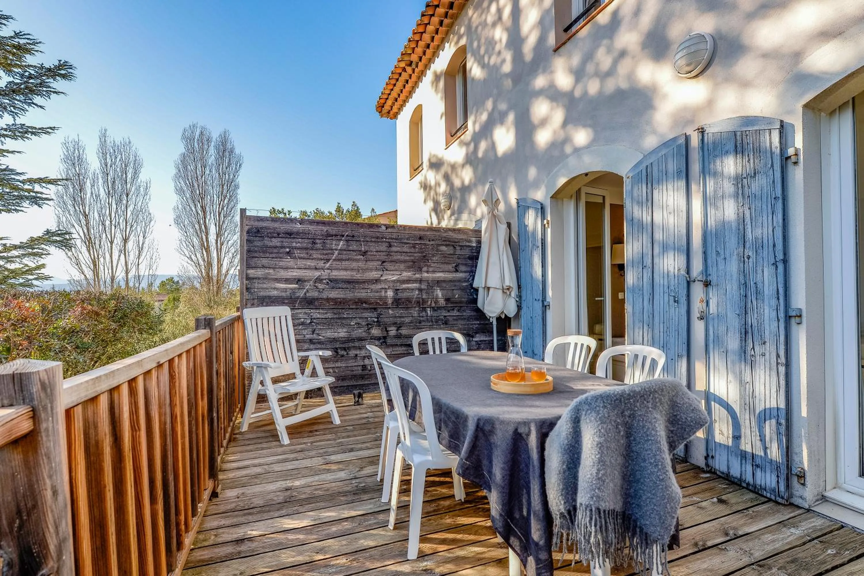 Property building in Village Pierre & Vacances Le Rouret