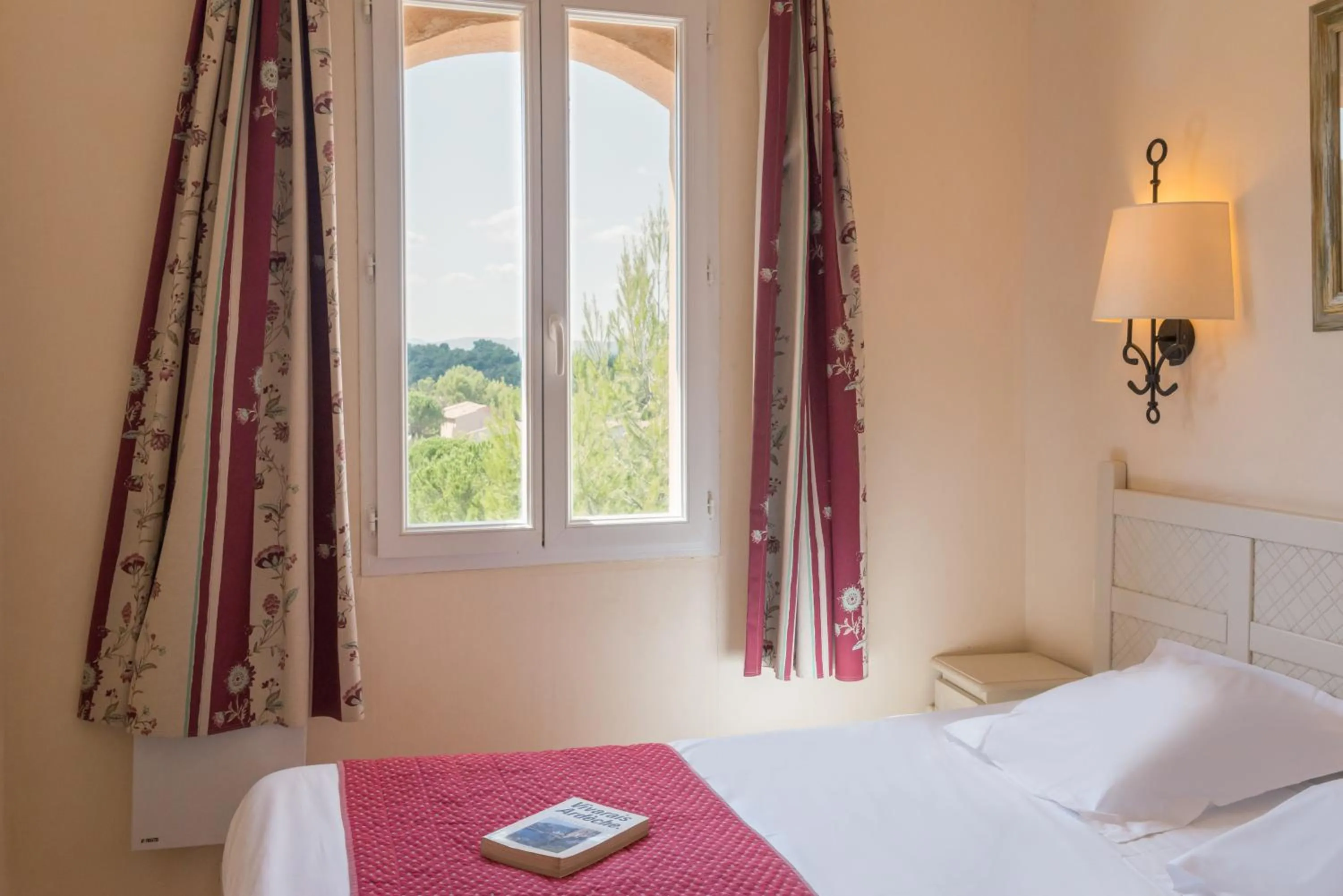Bed in Village Pierre & Vacances Le Rouret