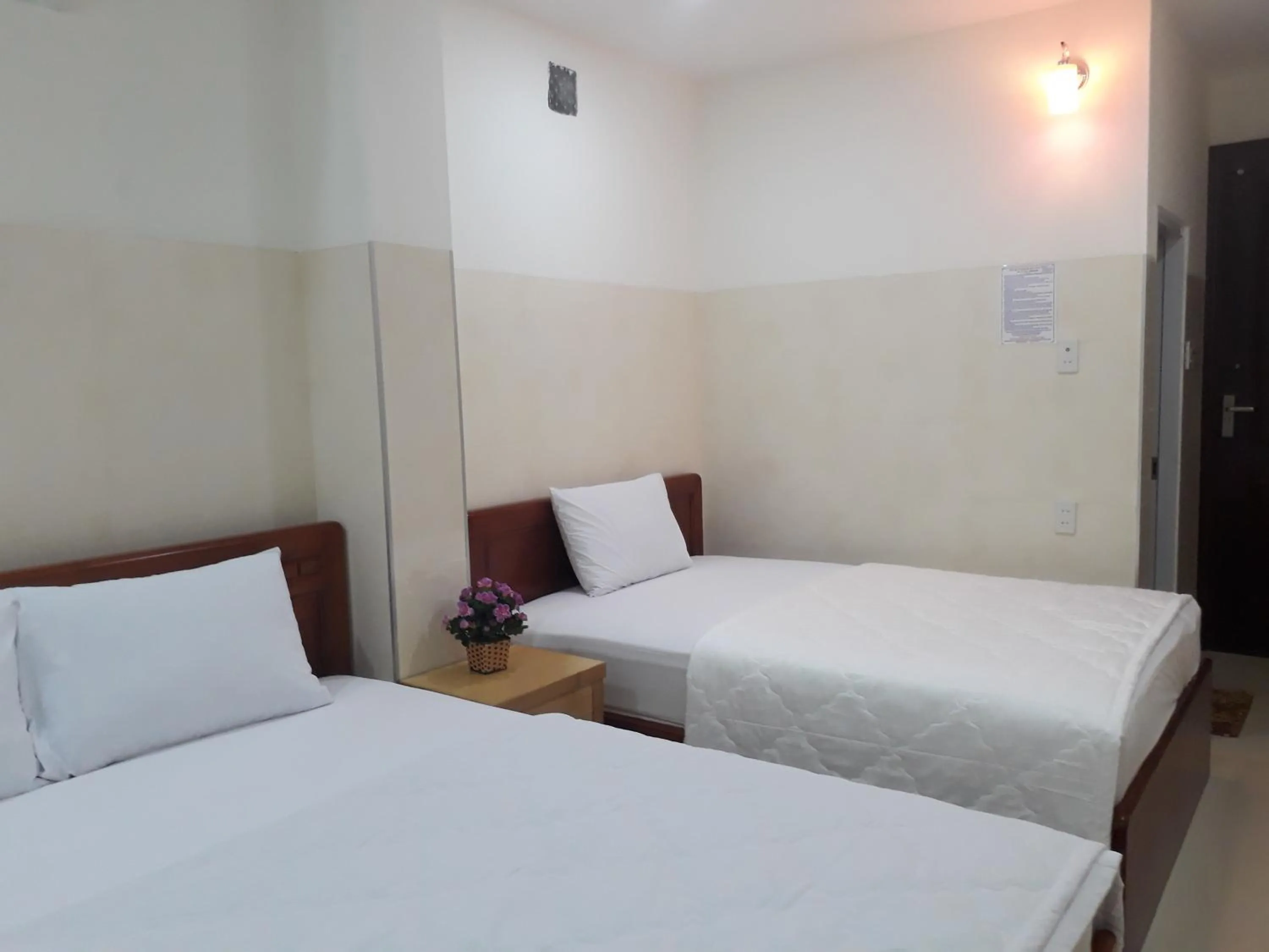 Bed in DUY HUY hotel & apartment