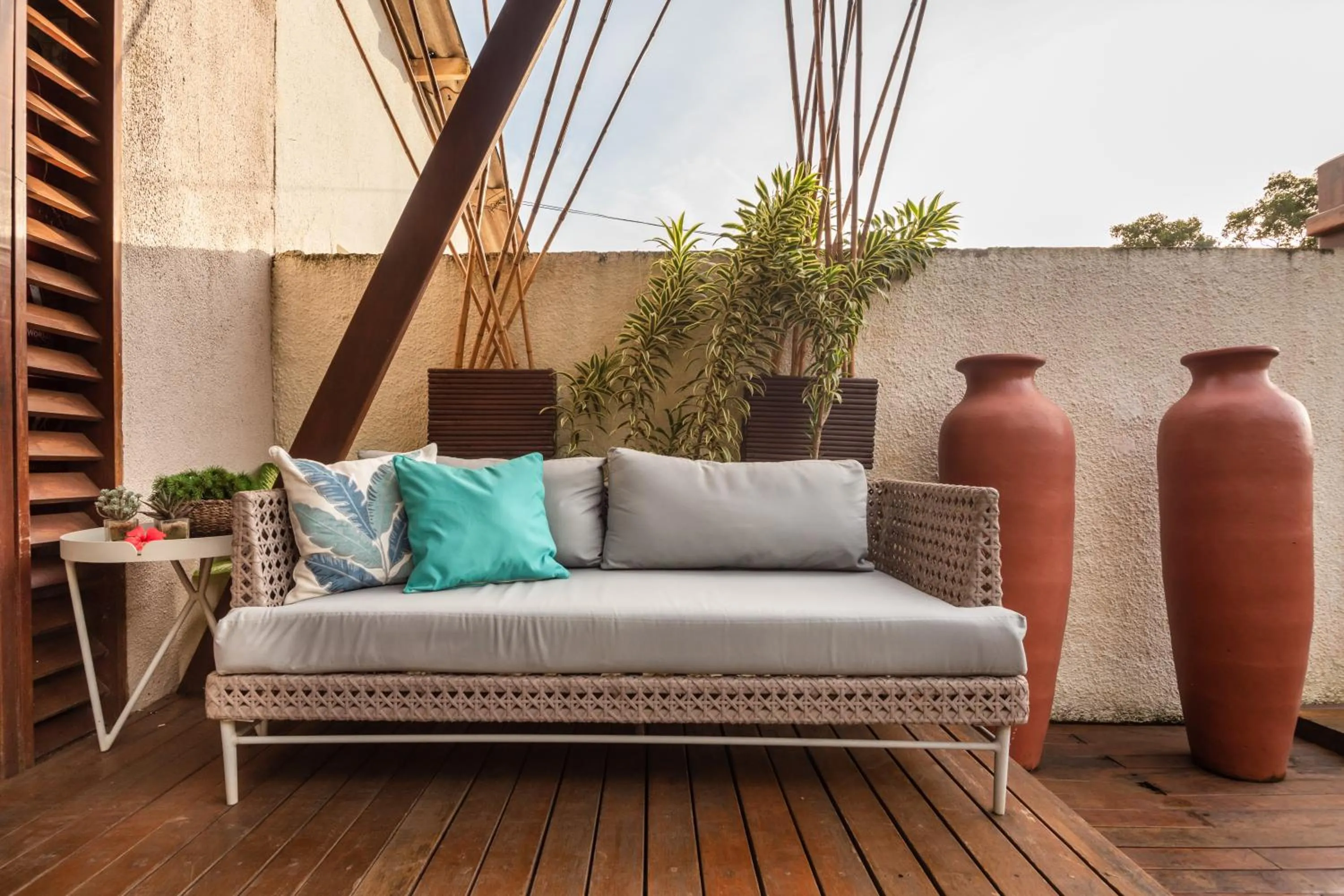 Seating area in Pousada Corveta