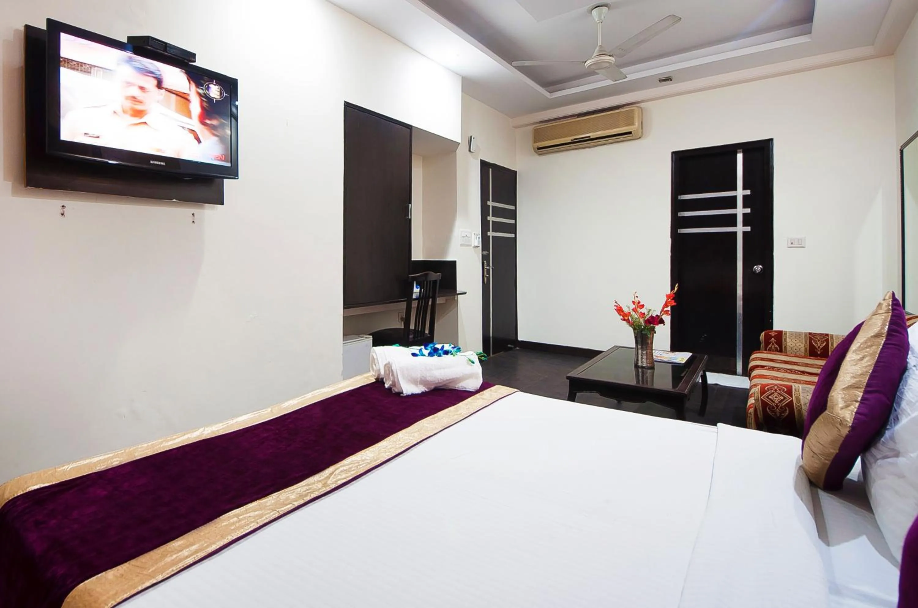 Bedroom in Hotel Good Palace