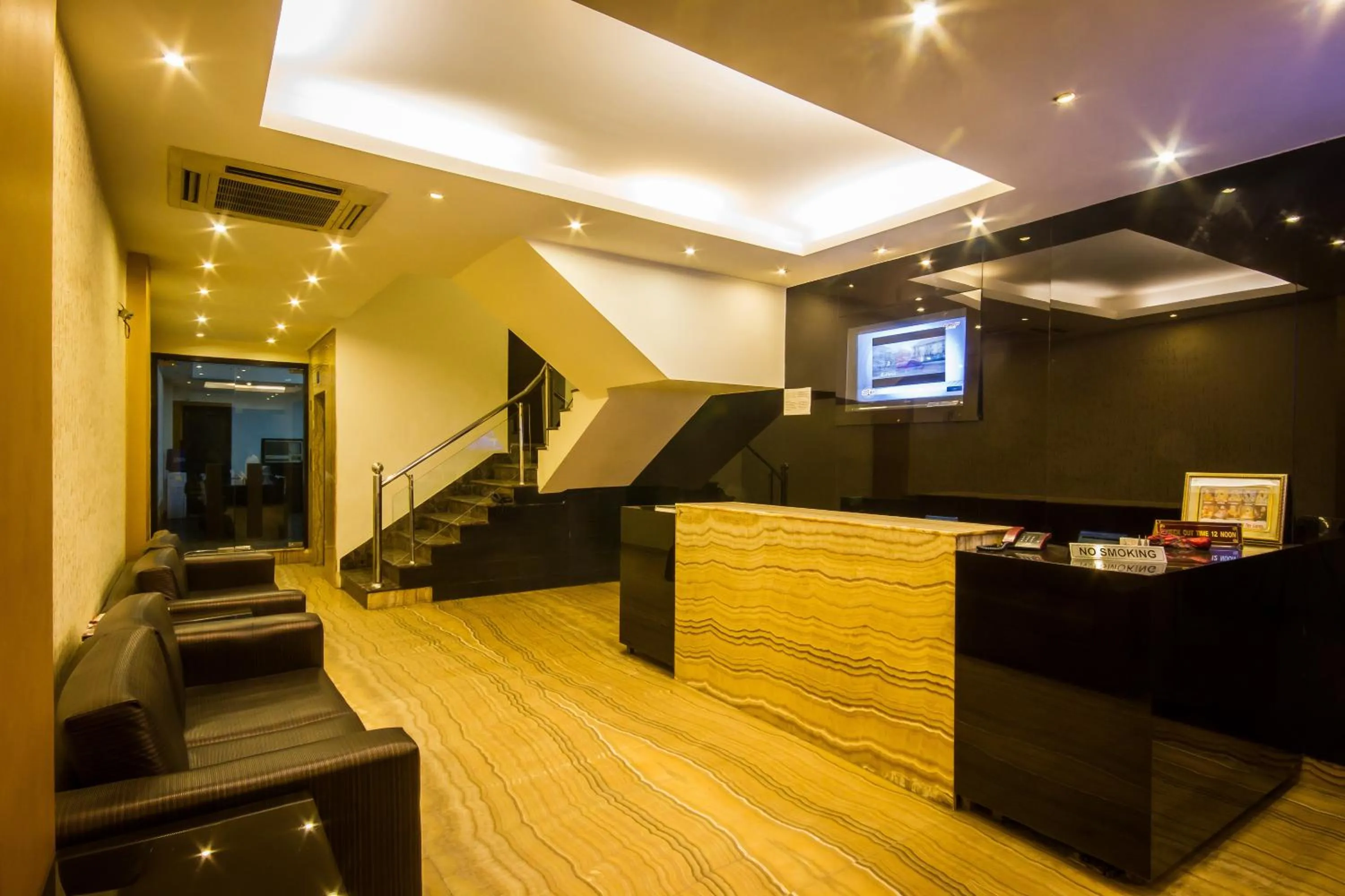 Lobby or reception in Hotel Good Palace